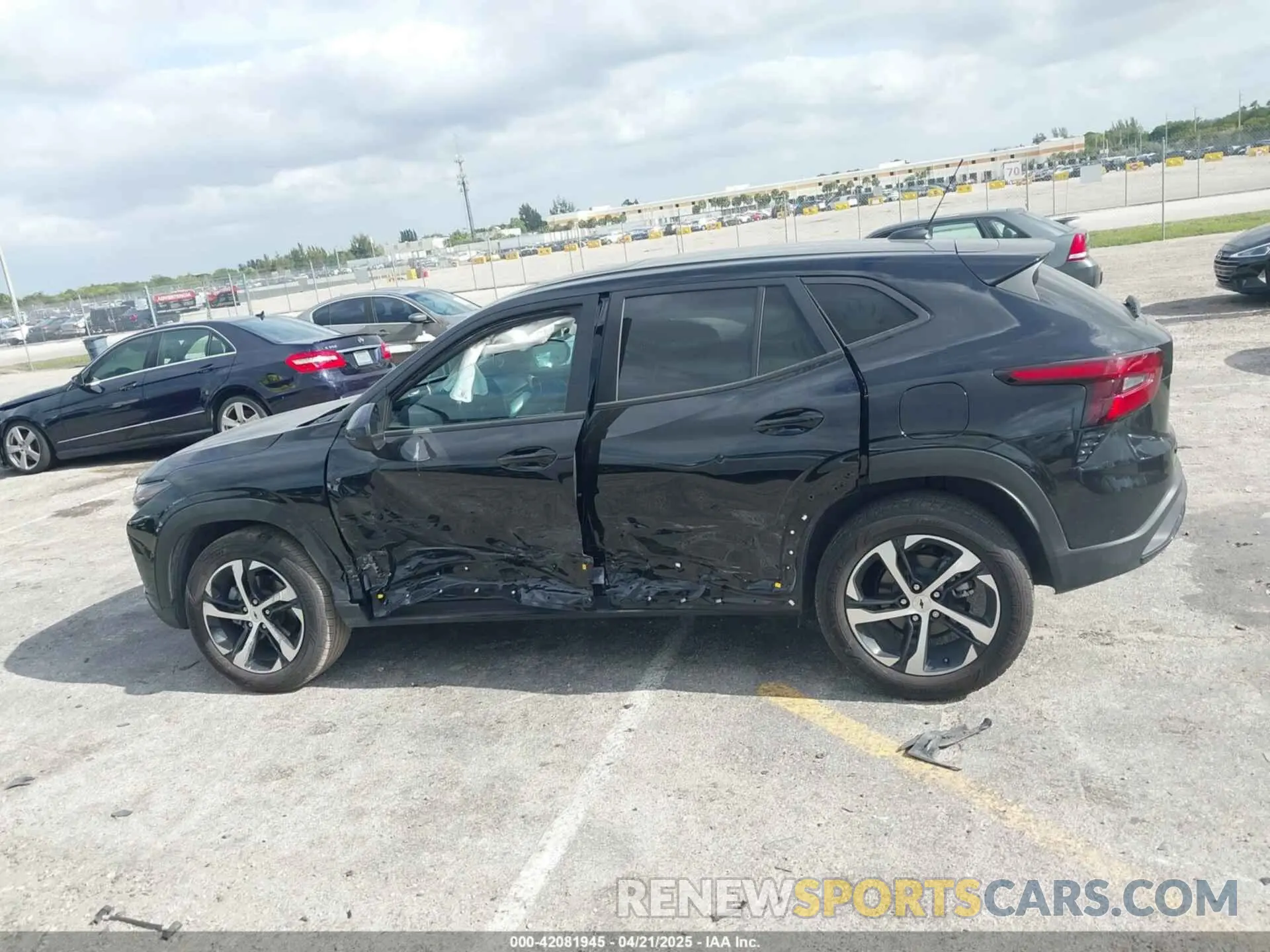 15 Фотография поврежденного автомобиля KL77LGEP6SC072758 CHEVROLET TRAX 2025