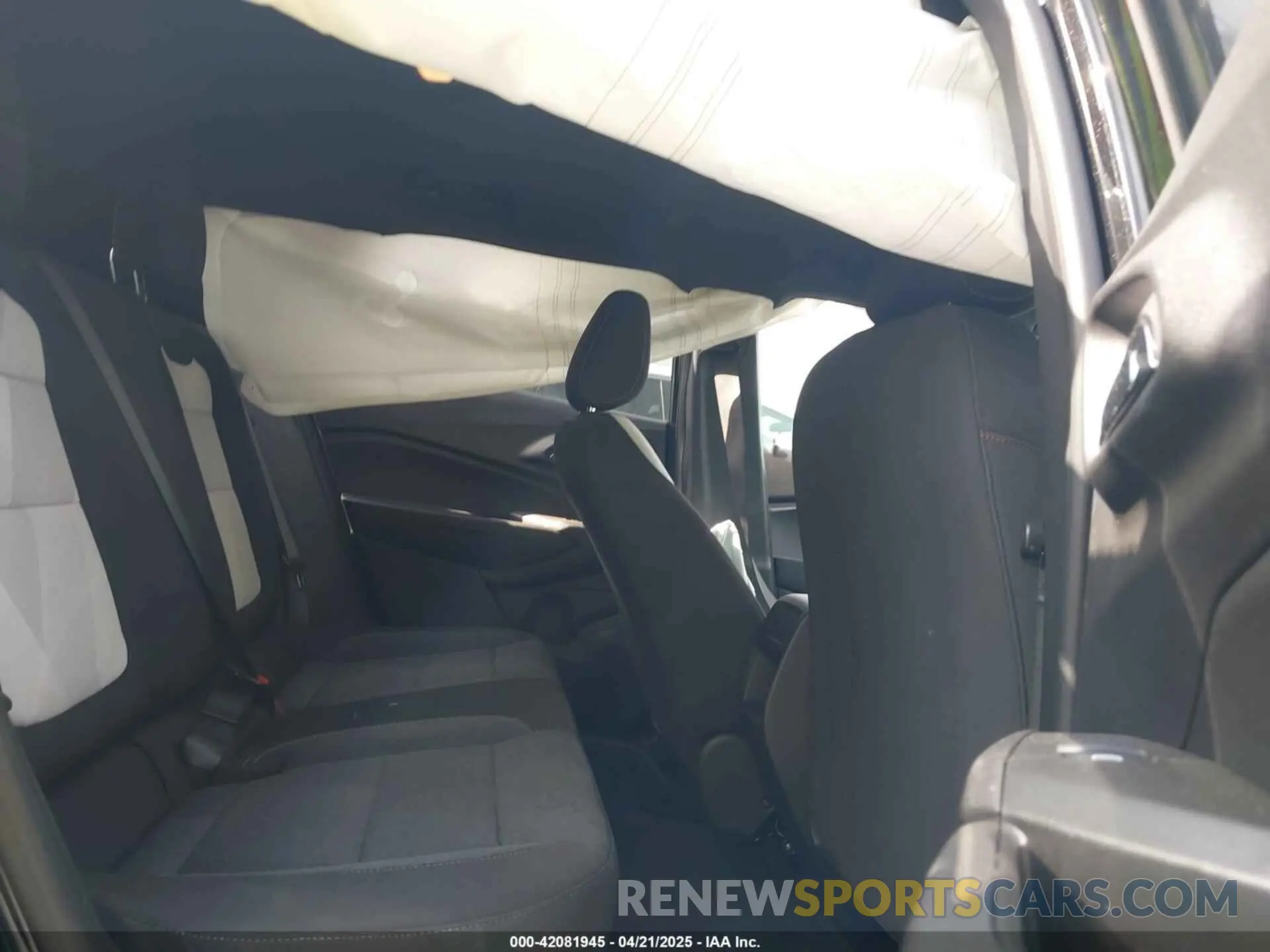 8 Фотография поврежденного автомобиля KL77LGEP6SC072758 CHEVROLET TRAX 2025