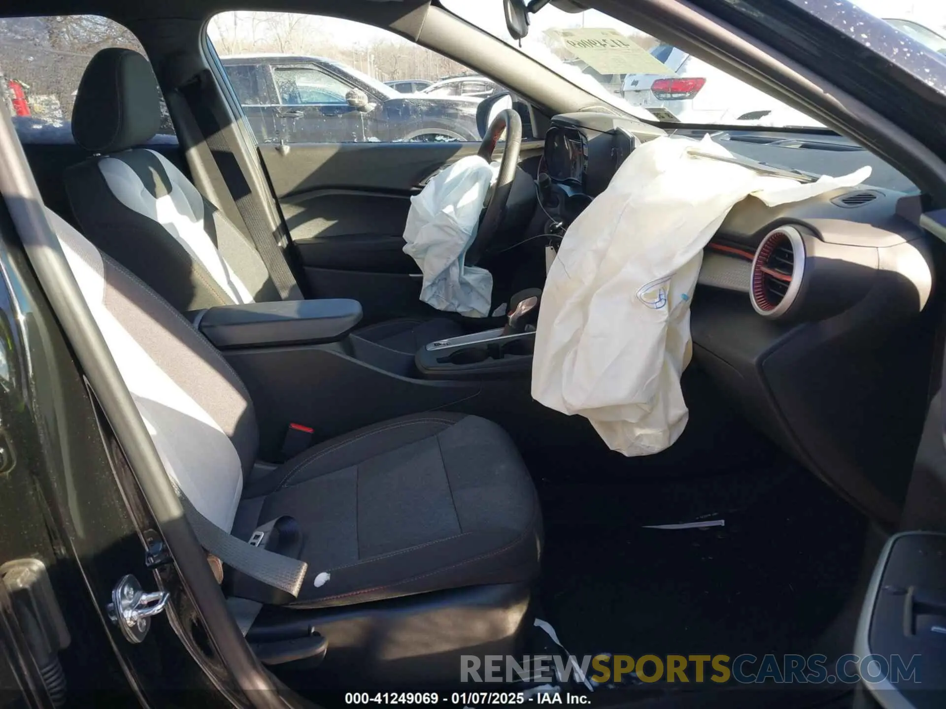 5 Photograph of a damaged car KL77LGEP7SC069755 CHEVROLET TRAX 2025