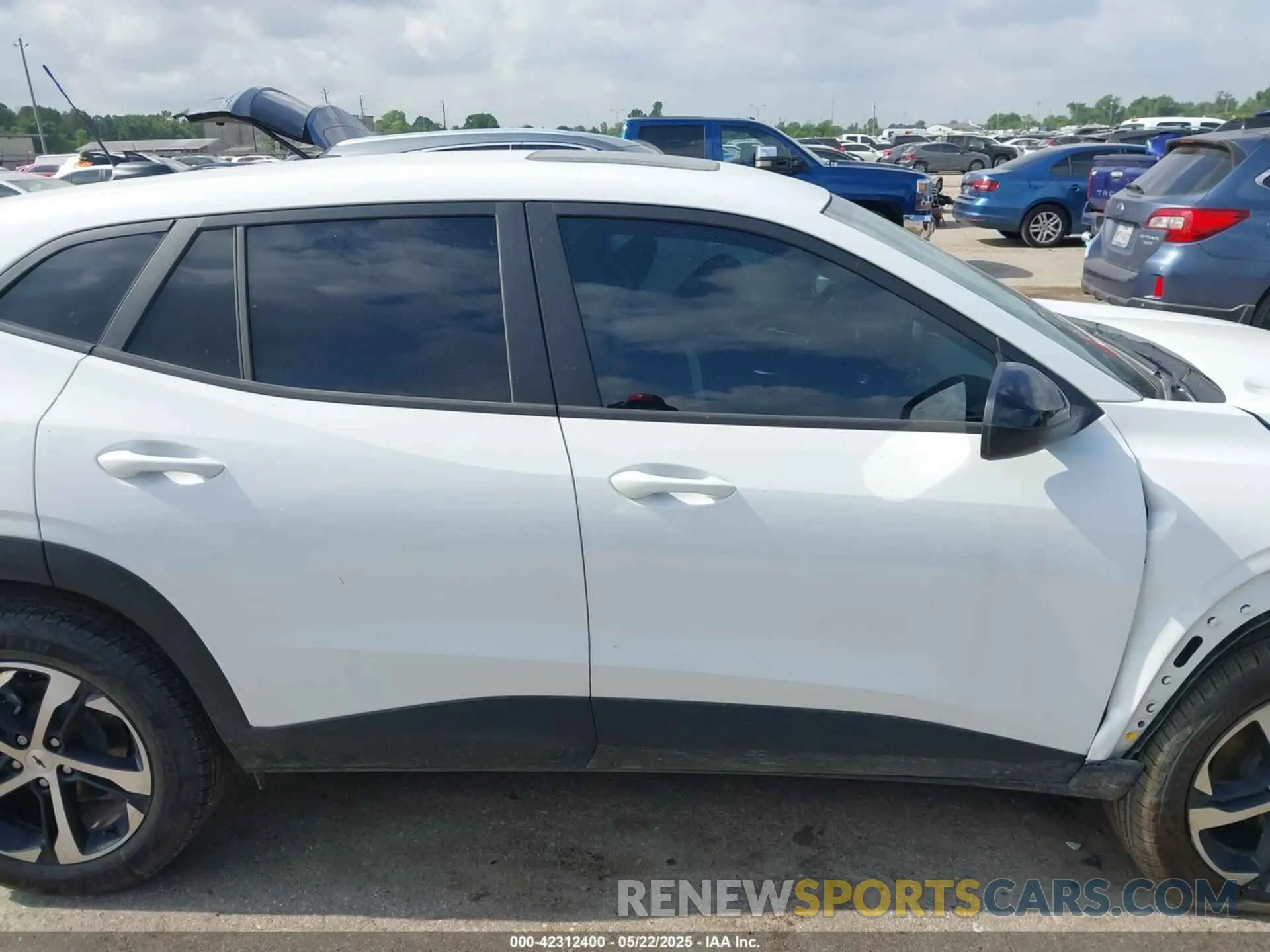 13 Photograph of a damaged car KL77LGEP9SC107776 CHEVROLET TRAX 2025