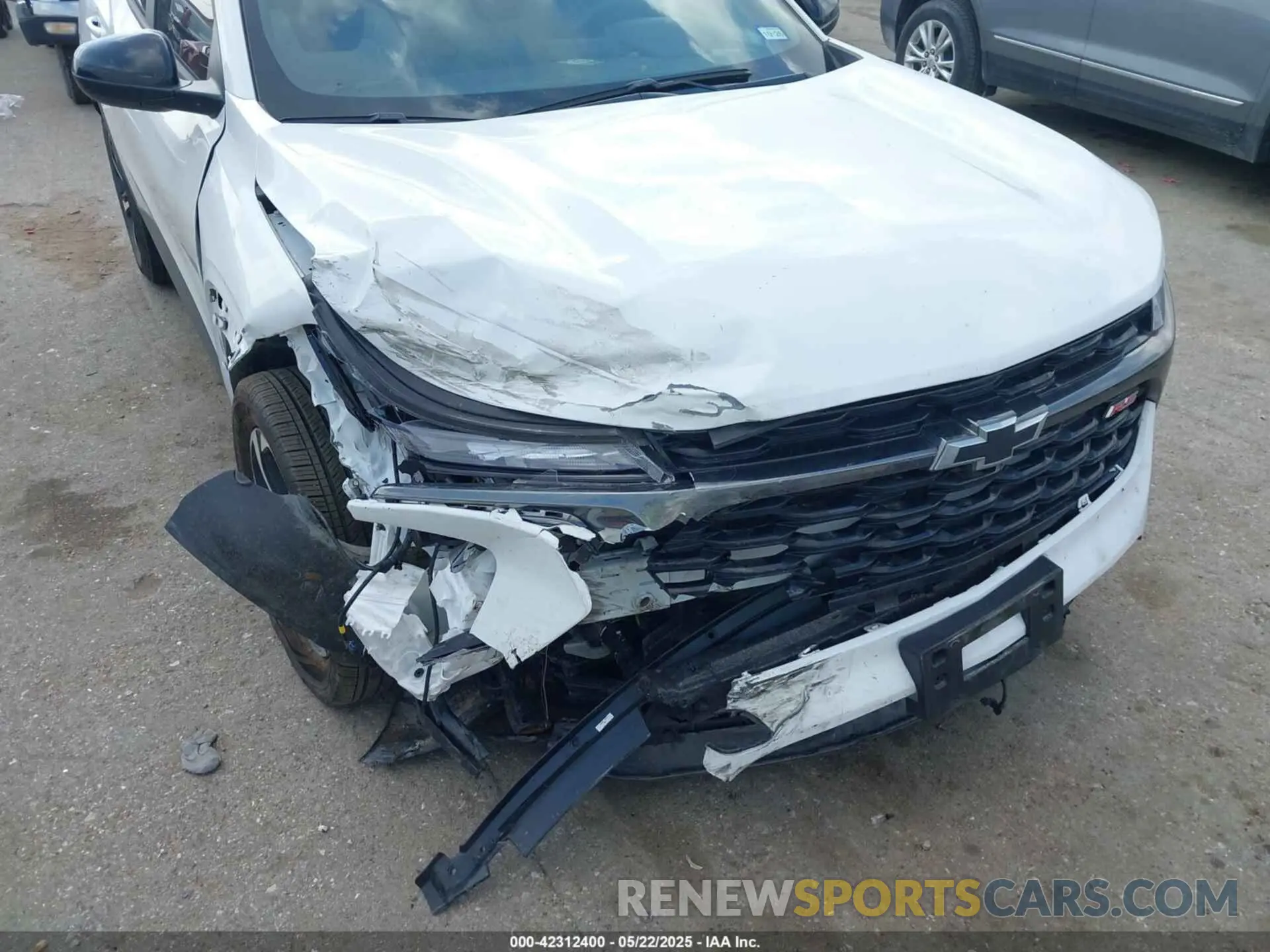 6 Photograph of a damaged car KL77LGEP9SC107776 CHEVROLET TRAX 2025