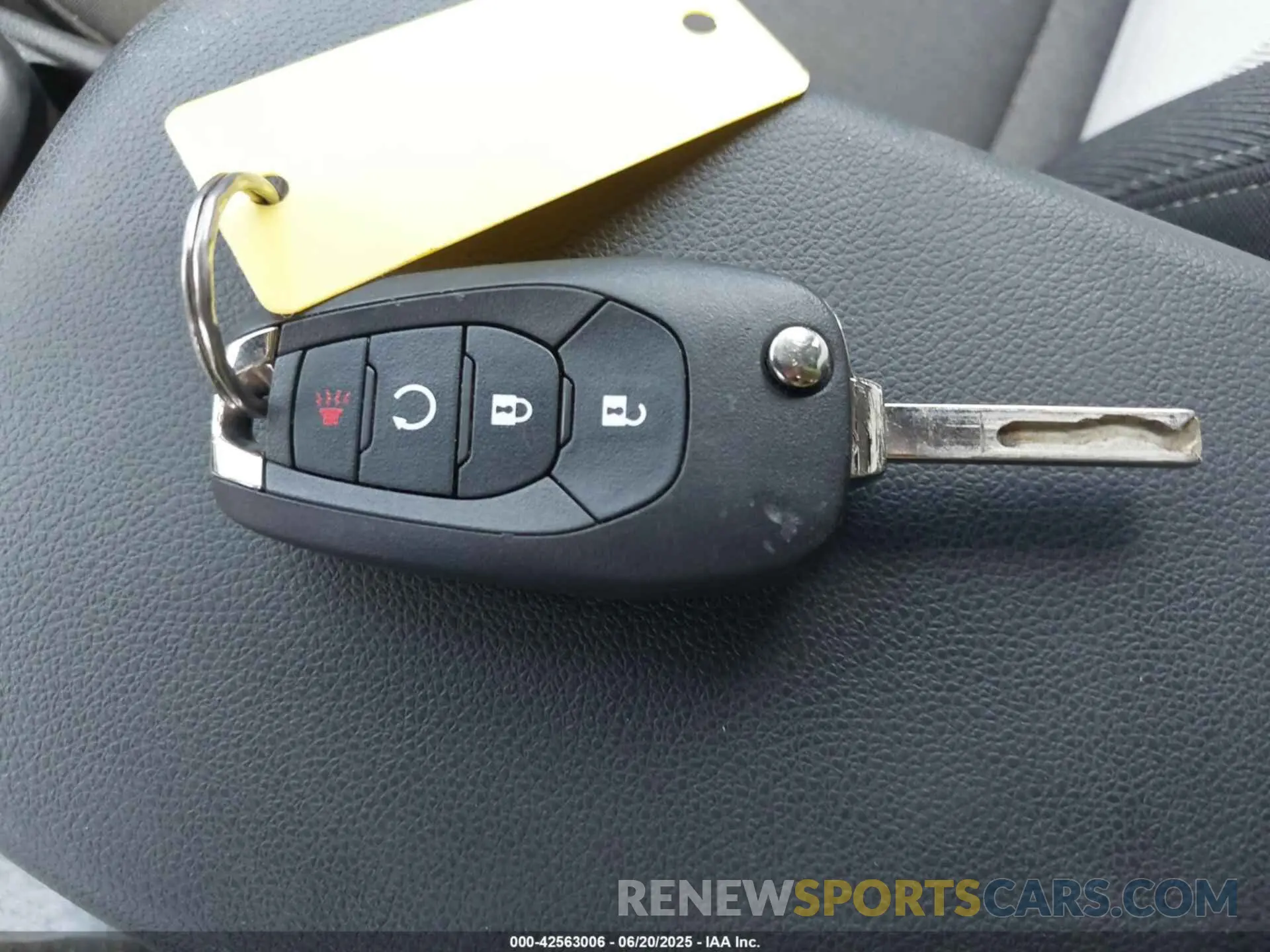 11 Photograph of a damaged car KL77LGEPXSC072780 CHEVROLET TRAX 2025
