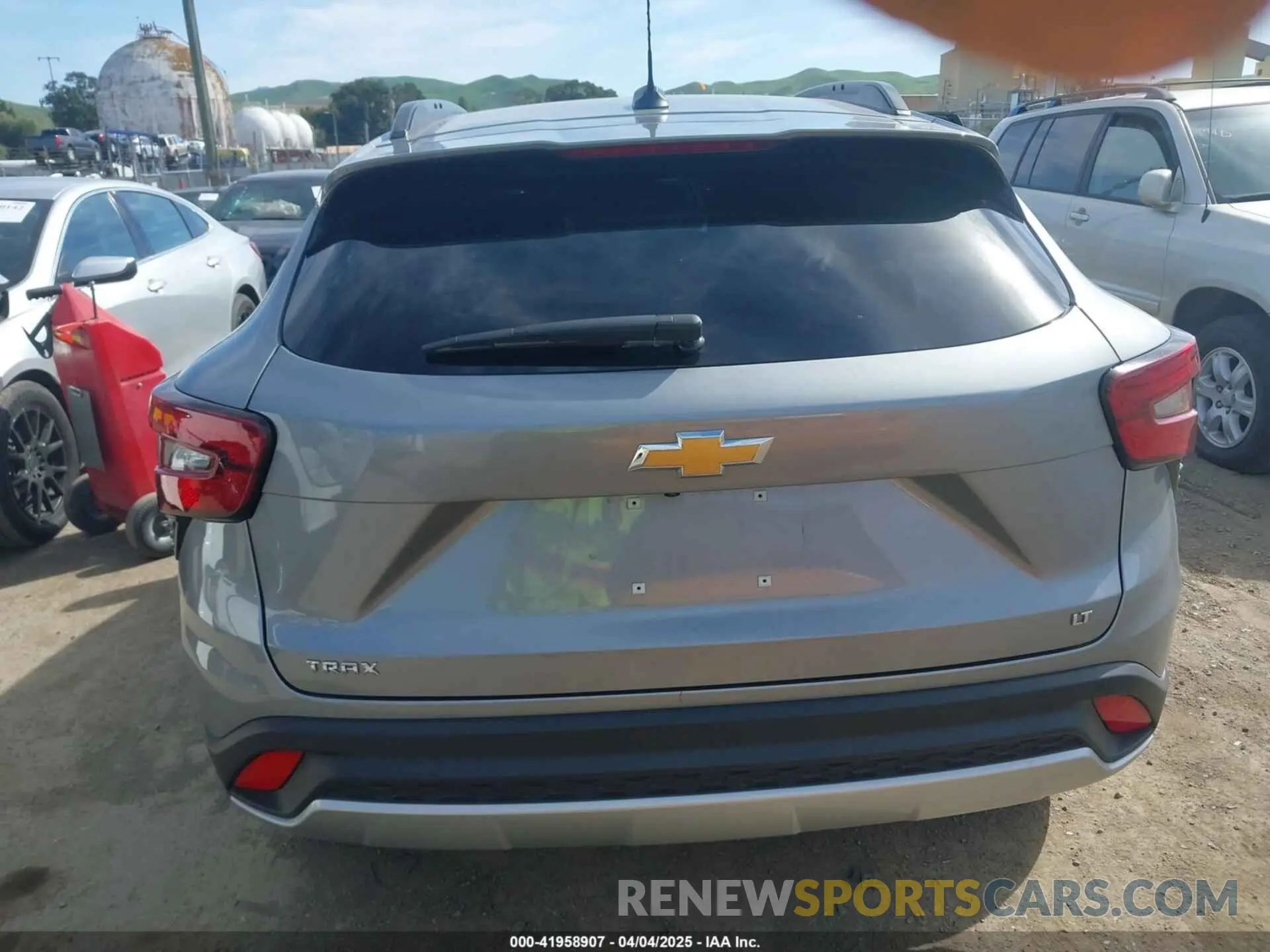 16 Фотография поврежденного автомобиля KL77LHEP0SC020807 CHEVROLET TRAX 2025