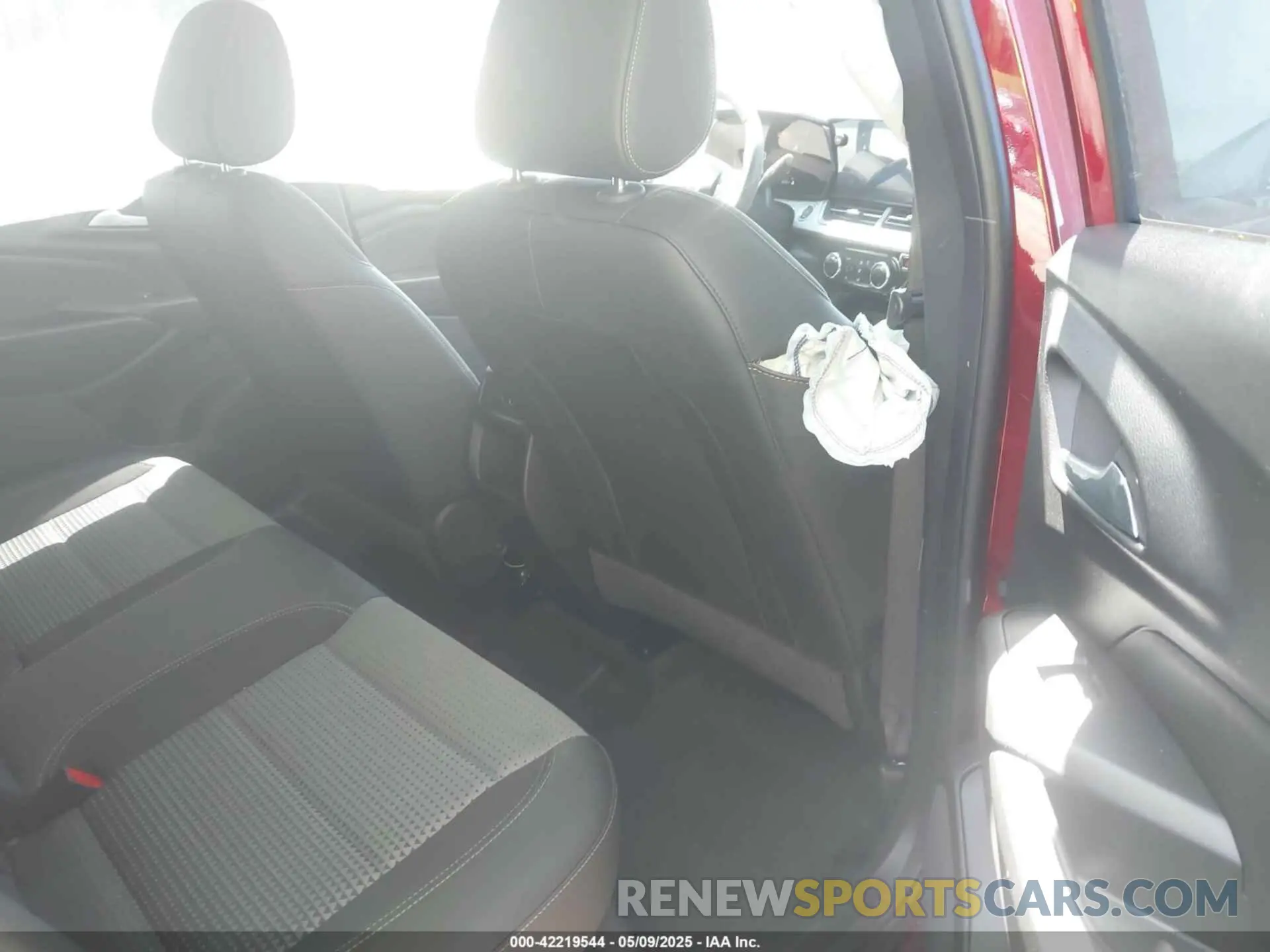 8 Фотография поврежденного автомобиля KL77LHEP0SC028907 CHEVROLET TRAX 2025