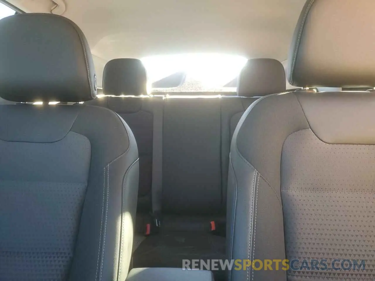 10 Photograph of a damaged car KL77LHEP0SC083860 CHEVROLET TRAX 2025