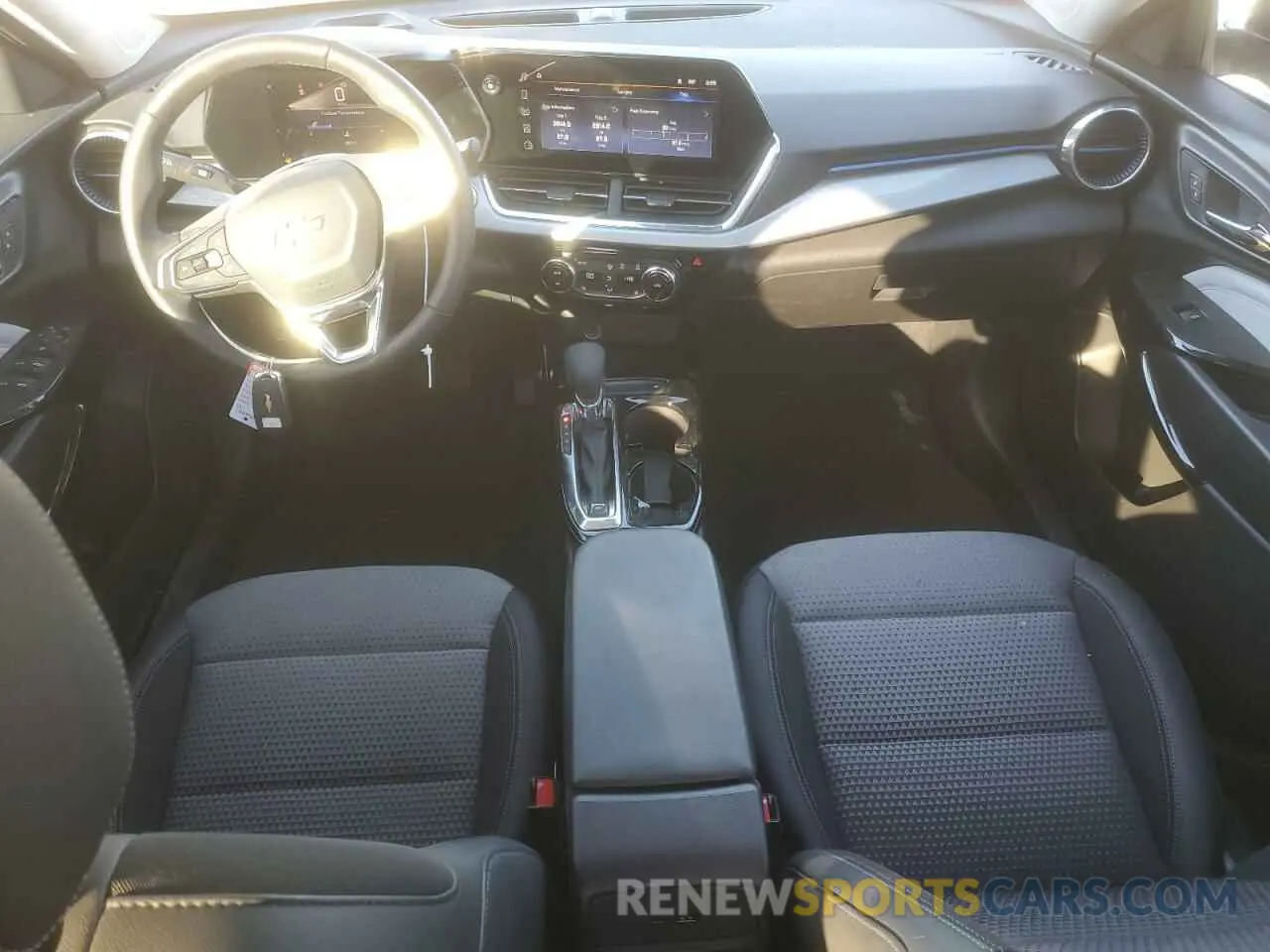 8 Photograph of a damaged car KL77LHEP0SC083860 CHEVROLET TRAX 2025