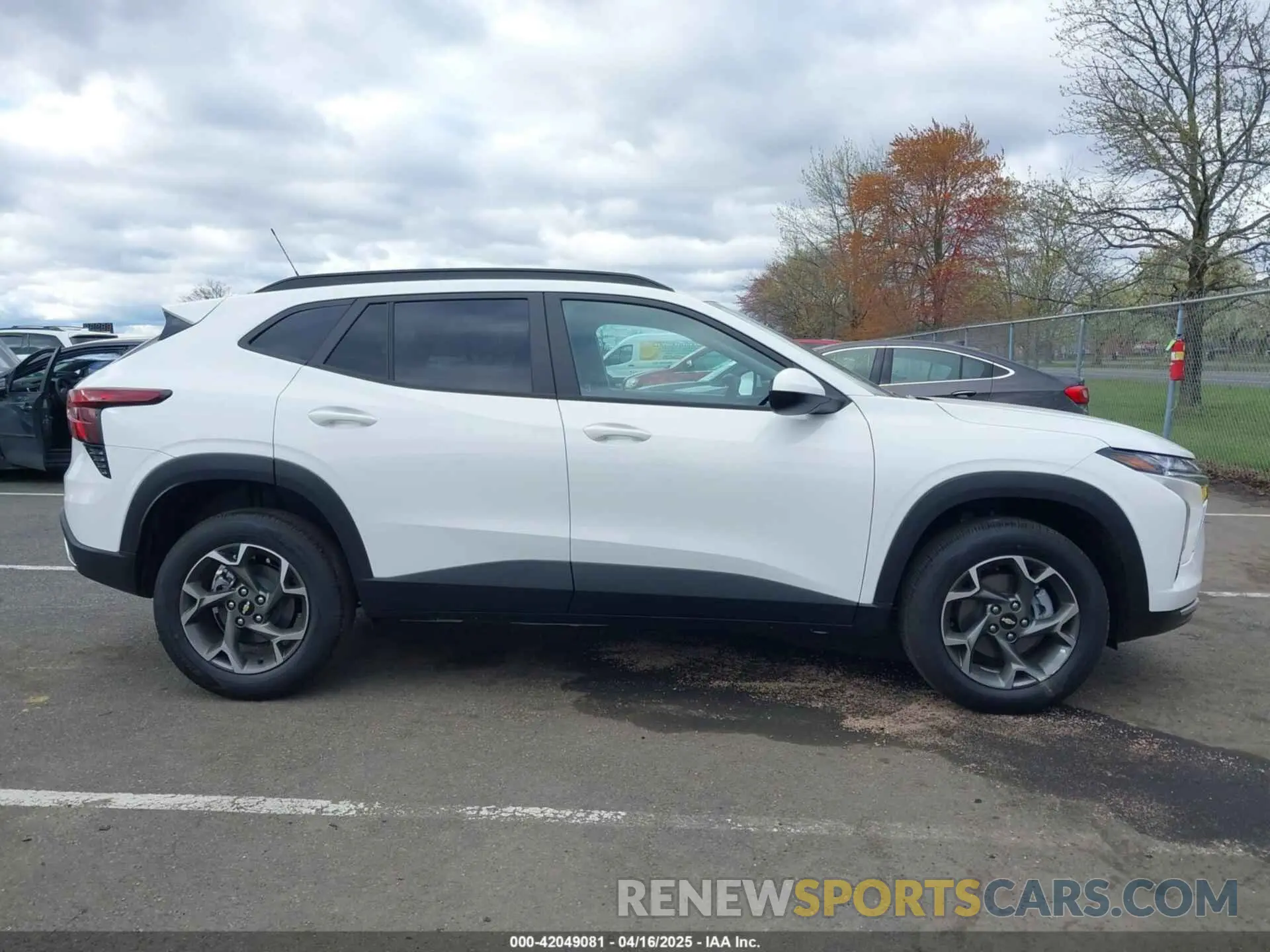 13 Photograph of a damaged car KL77LHEP0SC140915 CHEVROLET TRAX 2025