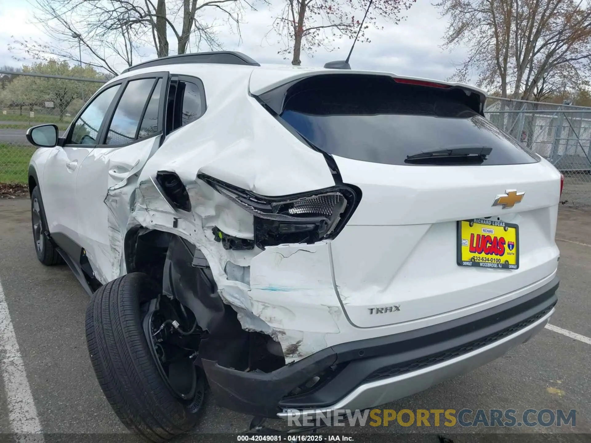 3 Photograph of a damaged car KL77LHEP0SC140915 CHEVROLET TRAX 2025