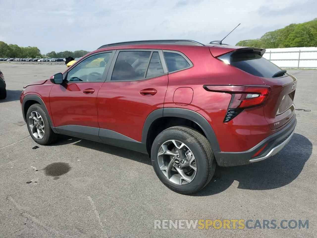 2 Фотография поврежденного автомобиля KL77LHEP0SC201860 CHEVROLET TRAX 2025