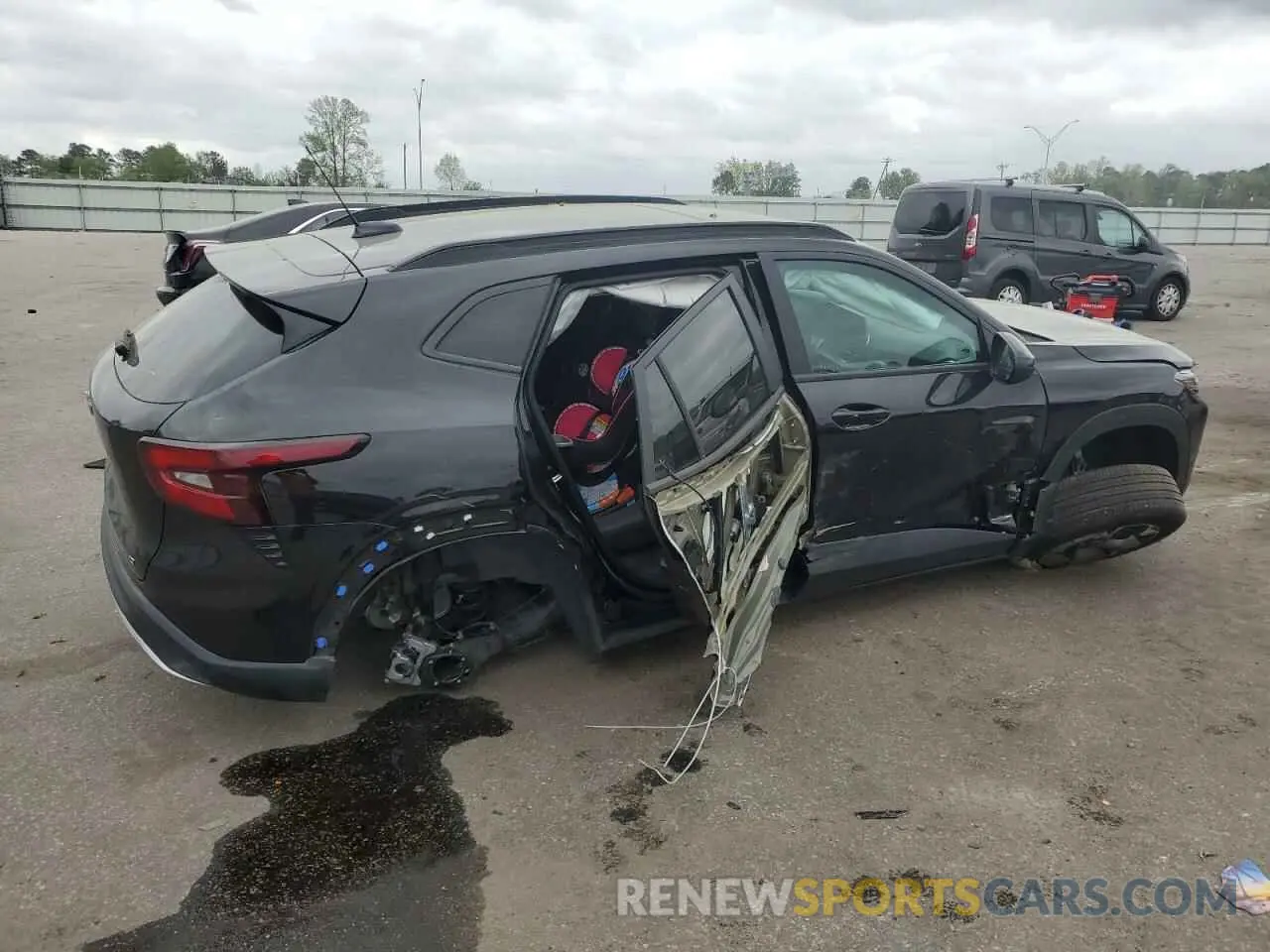 3 Фотография поврежденного автомобиля KL77LHEP1SC039060 CHEVROLET TRAX 2025