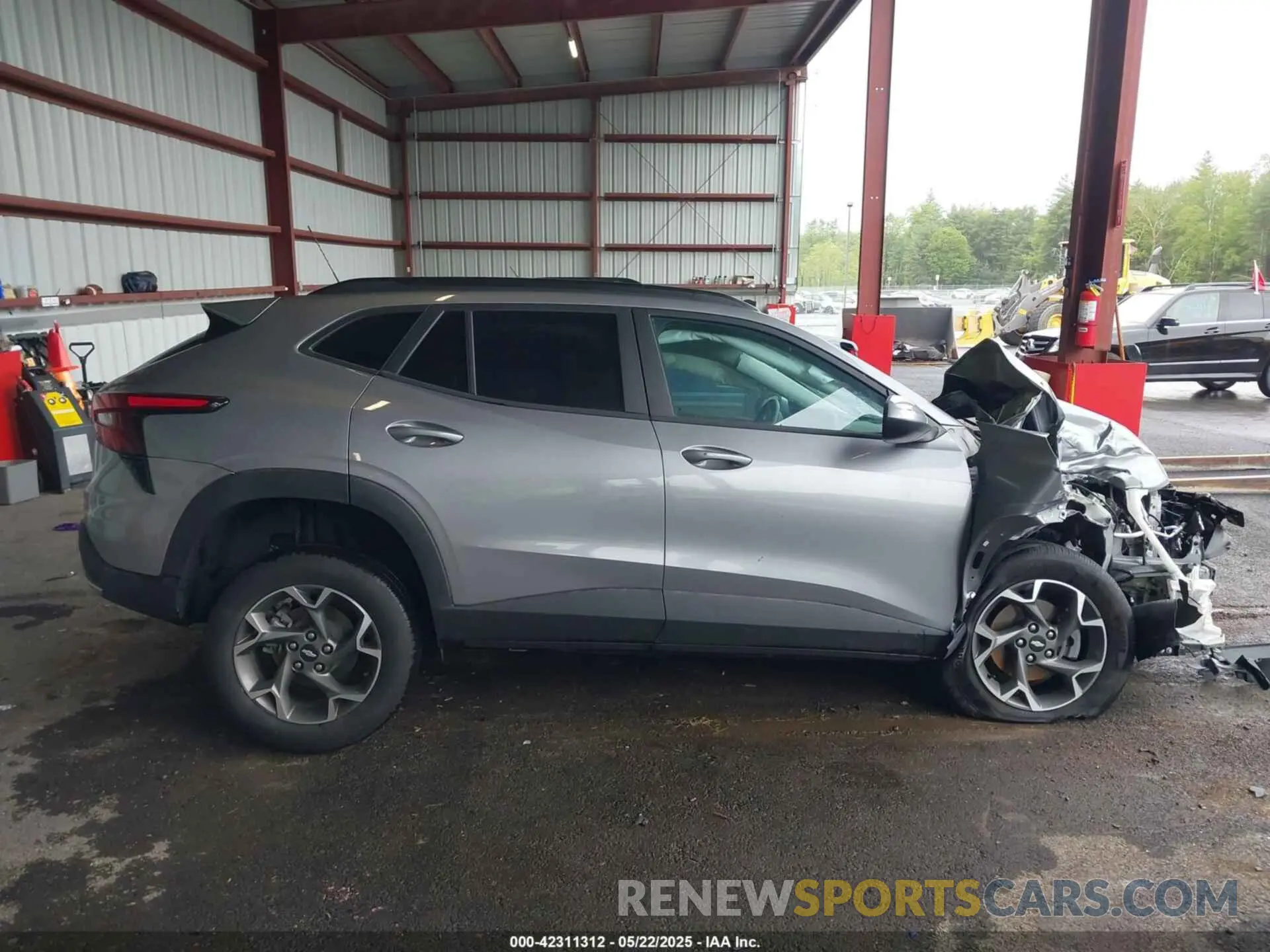 14 Photograph of a damaged car KL77LHEP1SC076920 CHEVROLET TRAX 2025