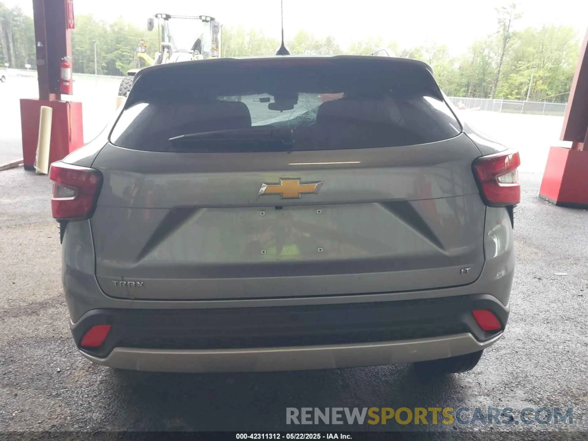 17 Photograph of a damaged car KL77LHEP1SC076920 CHEVROLET TRAX 2025