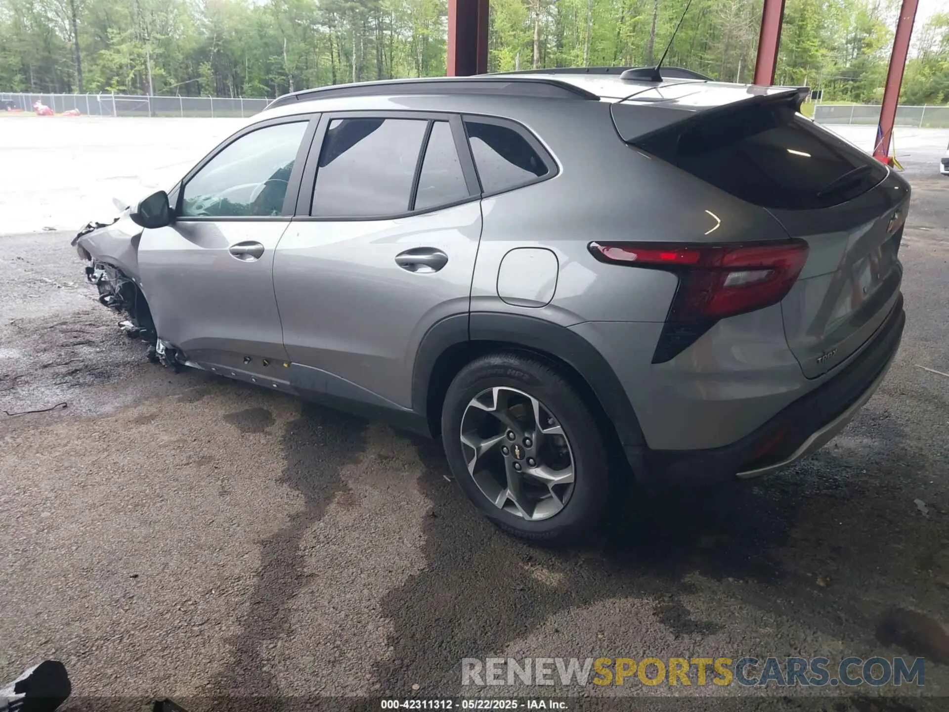 3 Photograph of a damaged car KL77LHEP1SC076920 CHEVROLET TRAX 2025