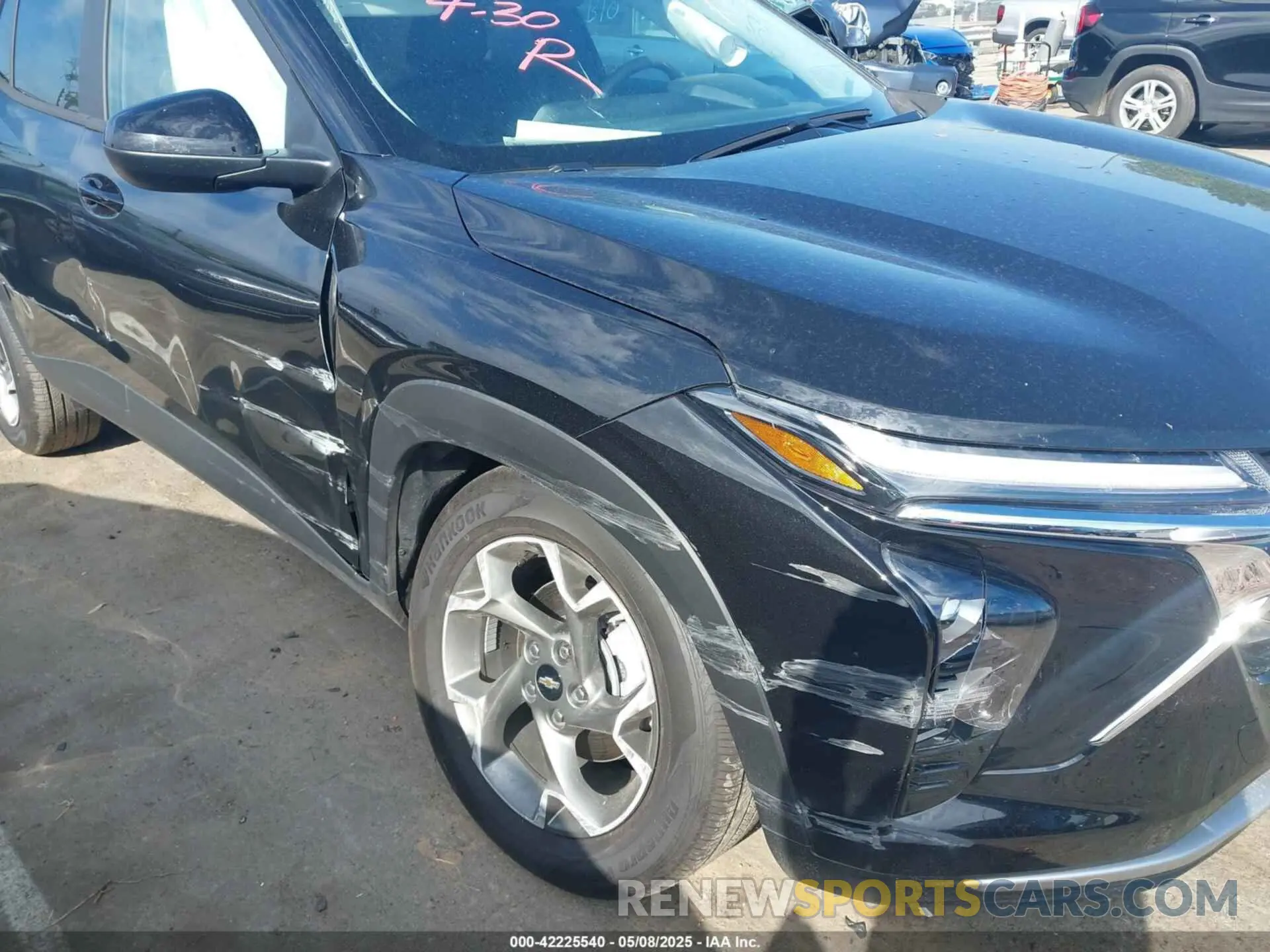 6 Фотография поврежденного автомобиля KL77LHEP1SC142916 CHEVROLET TRAX 2025