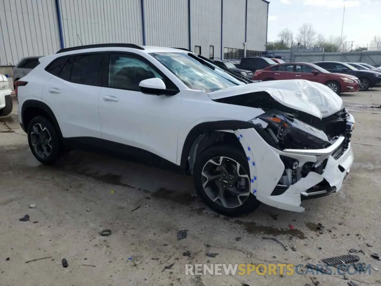 4 Photograph of a damaged car KL77LHEP1SC153947 CHEVROLET TRAX 2025