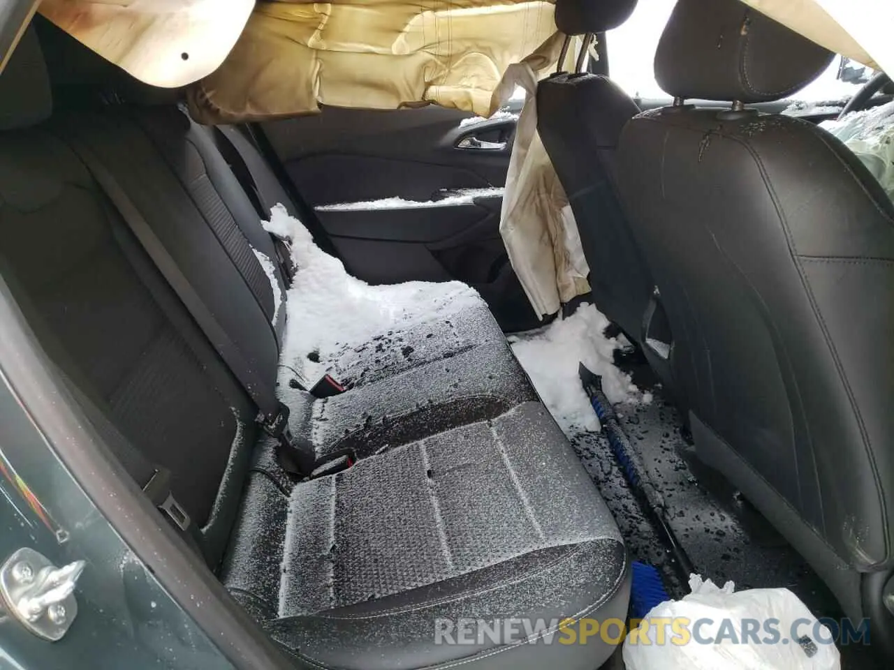 12 Photograph of a damaged car KL77LHEP2SC049161 CHEVROLET TRAX 2025