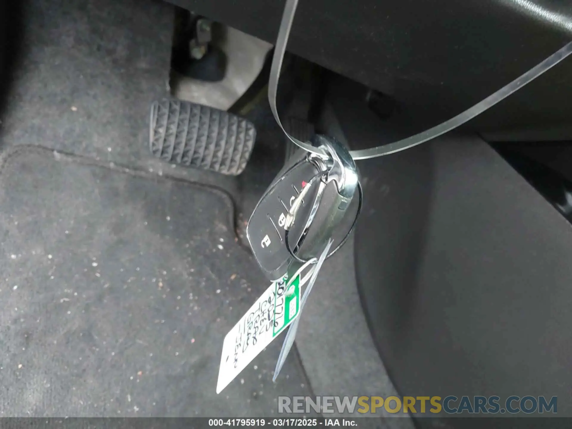 11 Фотография поврежденного автомобиля KL77LHEP2SC145792 CHEVROLET TRAX 2025