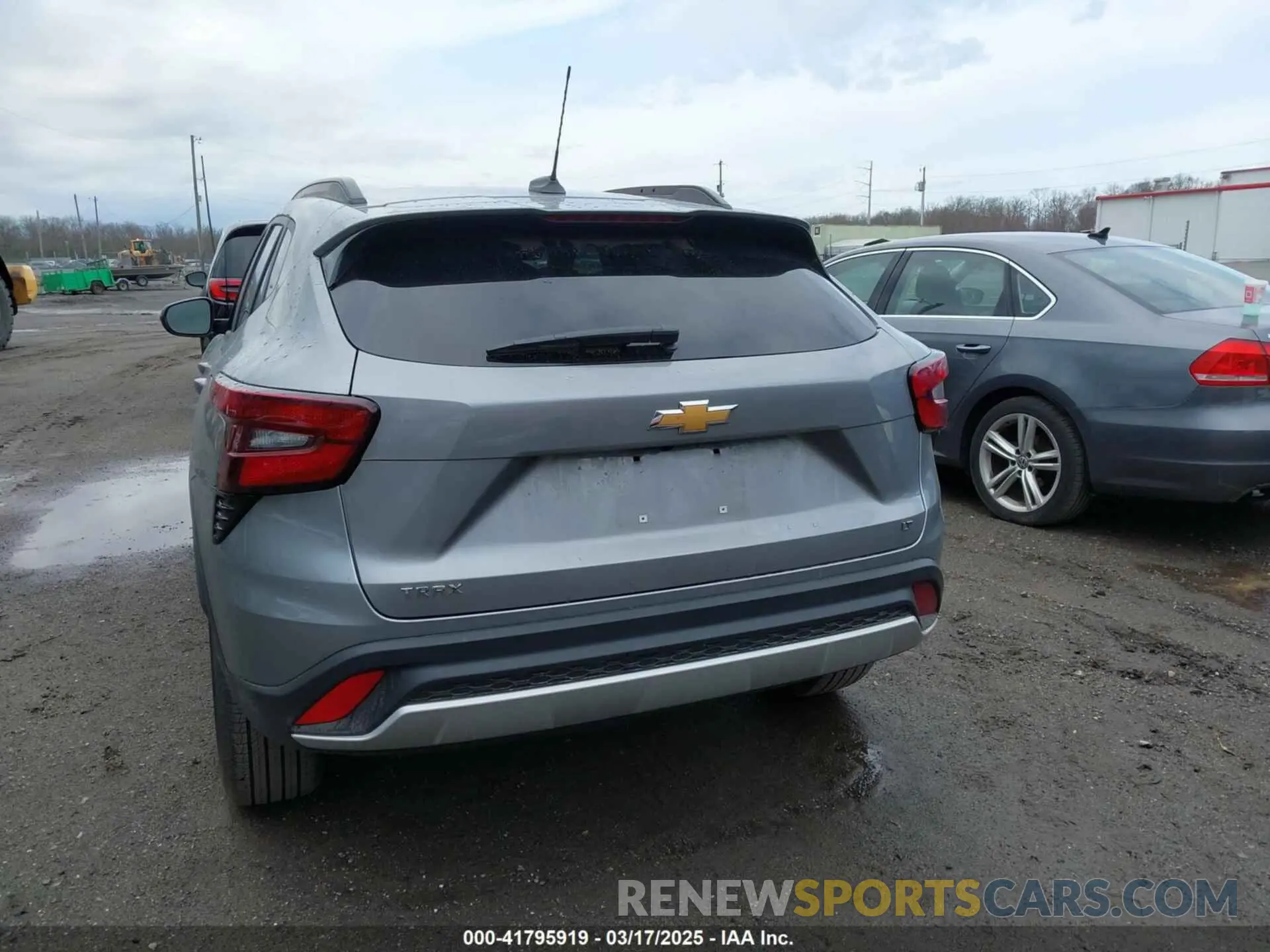 16 Фотография поврежденного автомобиля KL77LHEP2SC145792 CHEVROLET TRAX 2025