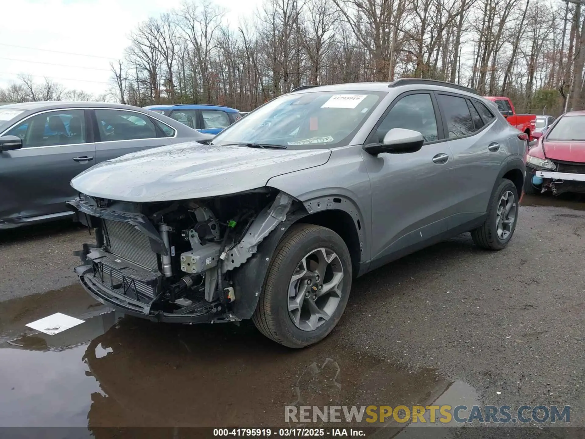 2 Фотография поврежденного автомобиля KL77LHEP2SC145792 CHEVROLET TRAX 2025