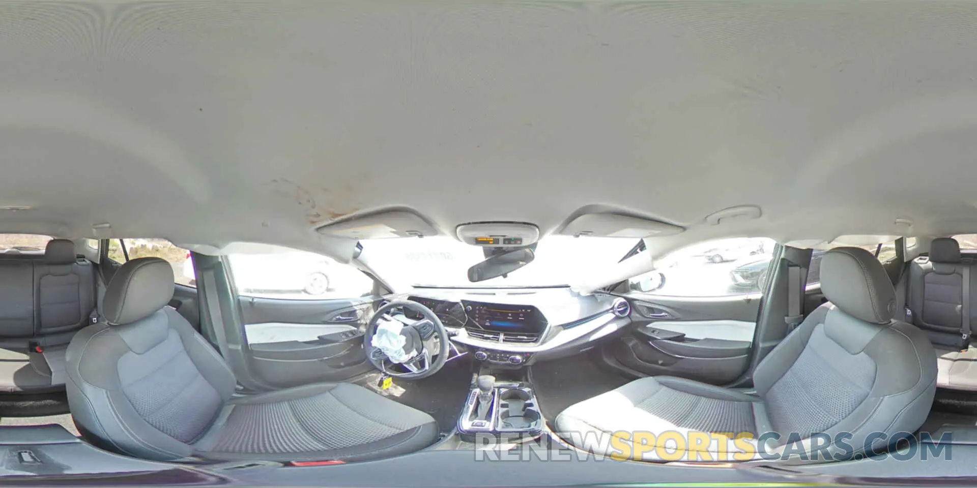 12 Фотография поврежденного автомобиля KL77LHEP2SC147073 CHEVROLET TRAX 2025