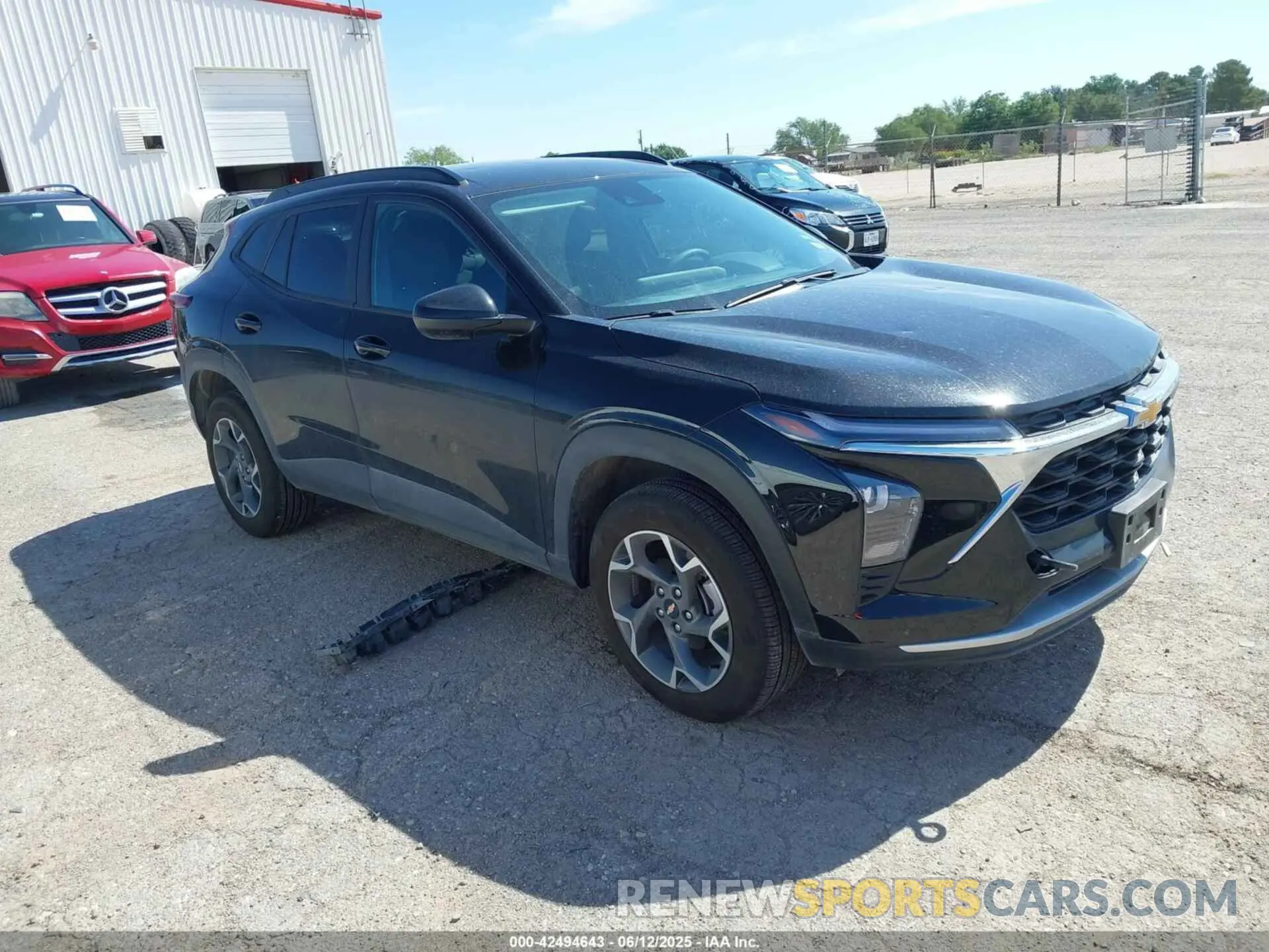1 Photograph of a damaged car KL77LHEP2SC213704 CHEVROLET TRAX 2025