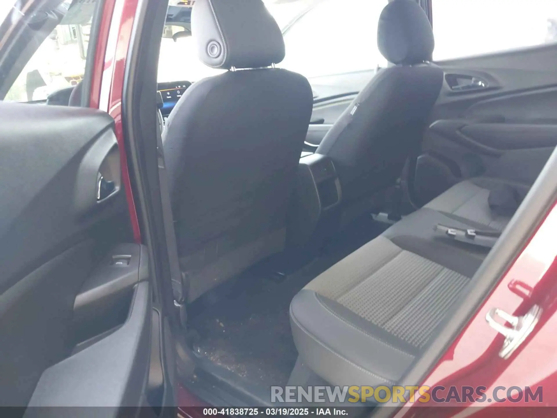 8 Фотография поврежденного автомобиля KL77LHEP4SC025590 CHEVROLET TRAX 2025