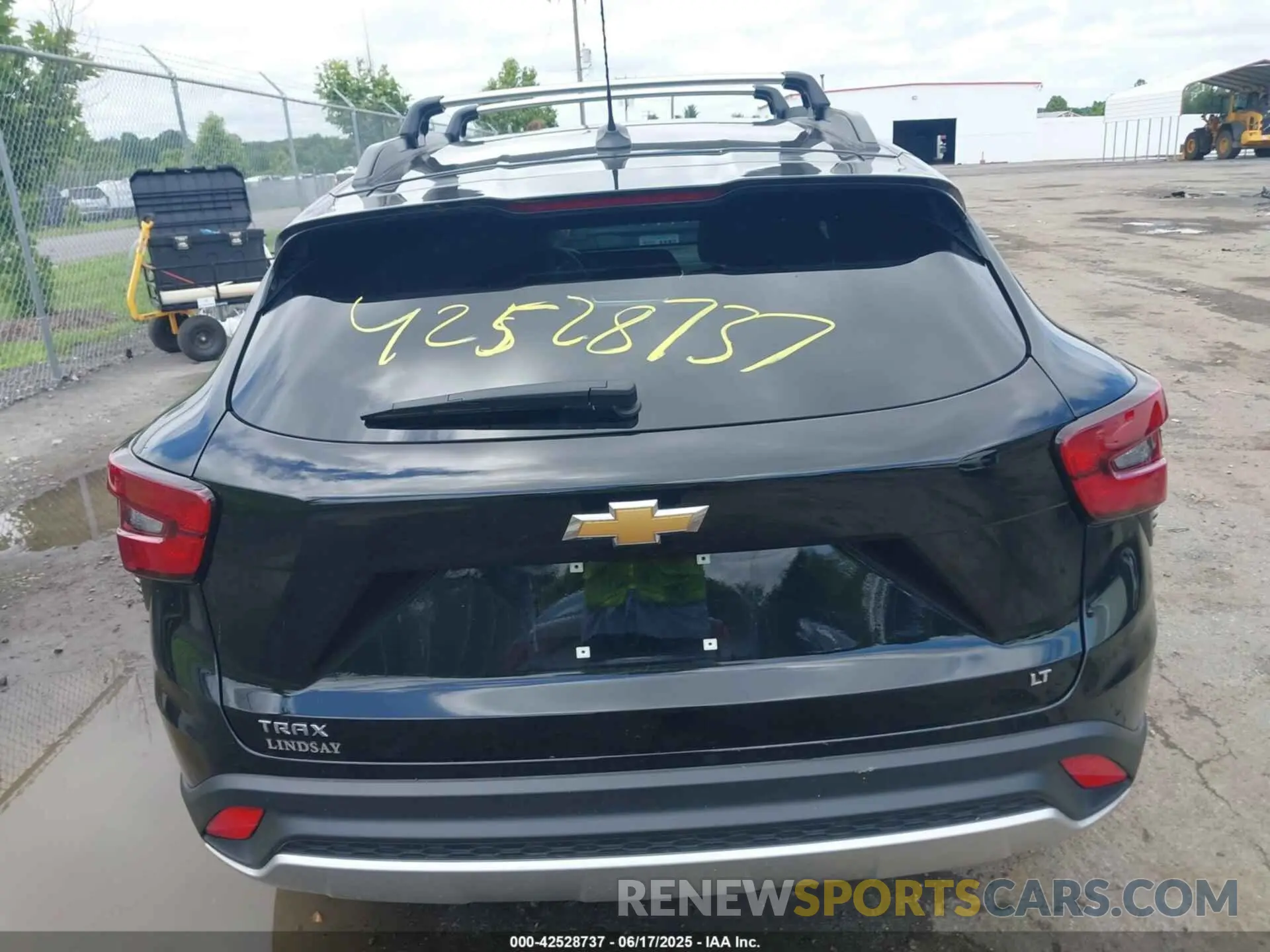 16 Photograph of a damaged car KL77LHEP4SC049470 CHEVROLET TRAX 2025