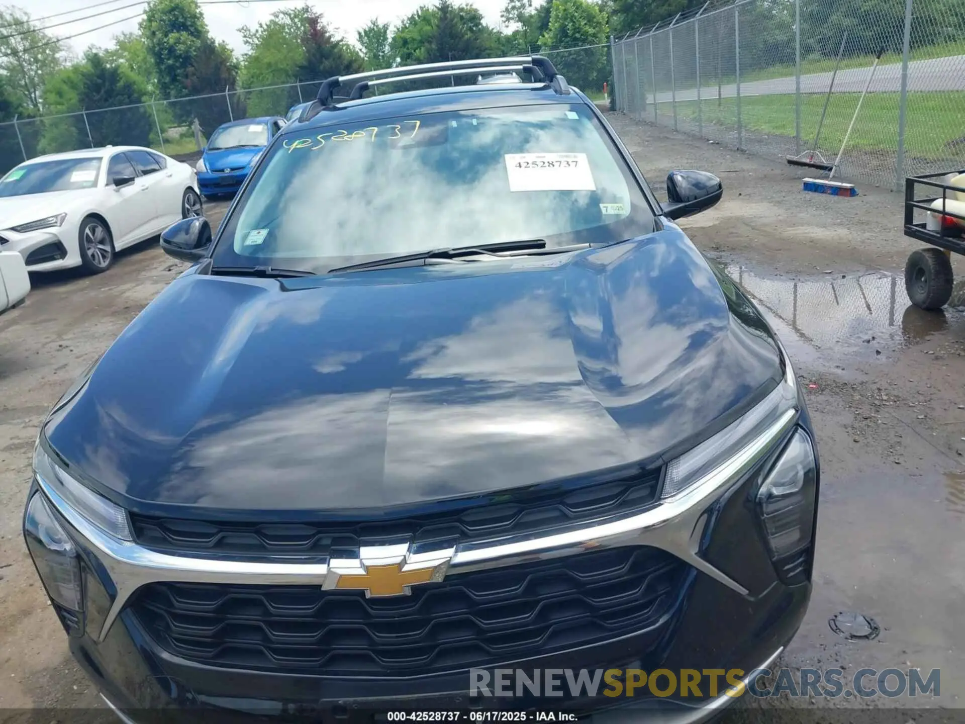 6 Photograph of a damaged car KL77LHEP4SC049470 CHEVROLET TRAX 2025
