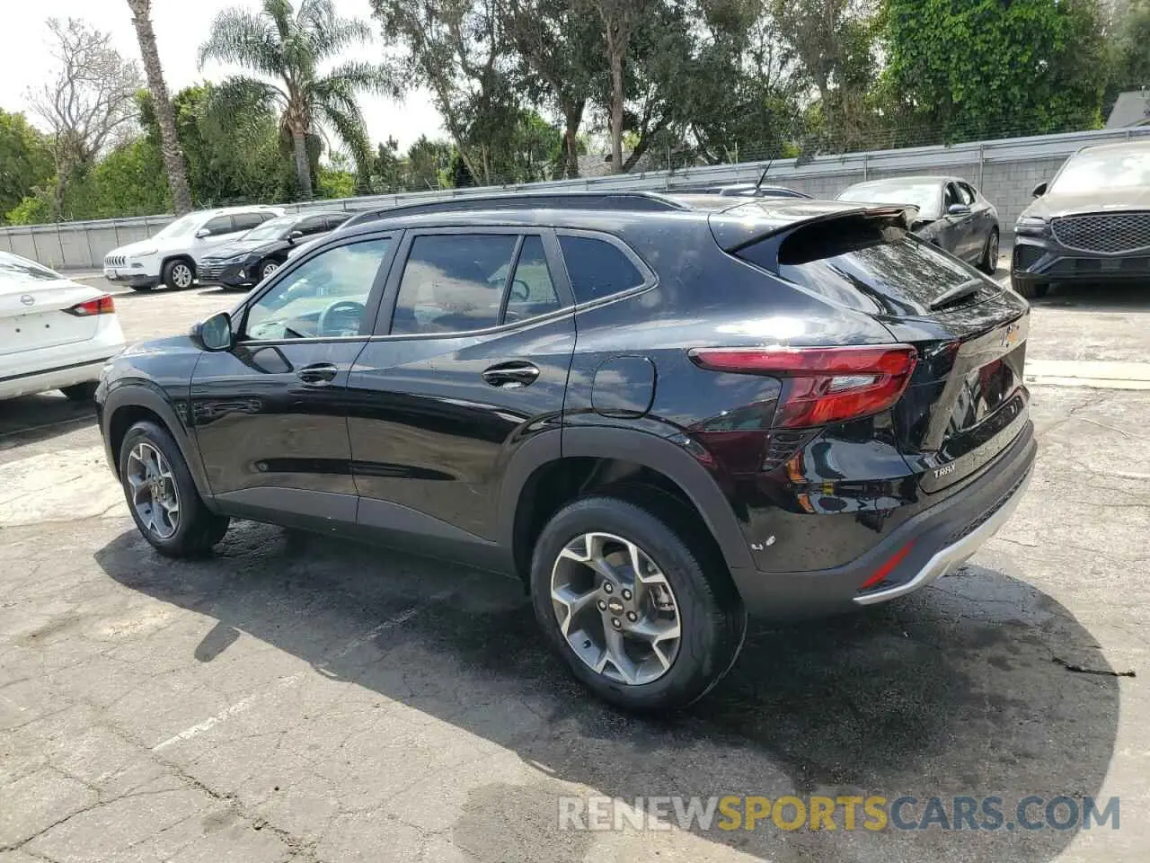 2 Photograph of a damaged car KL77LHEP4SC231329 CHEVROLET TRAX 2025