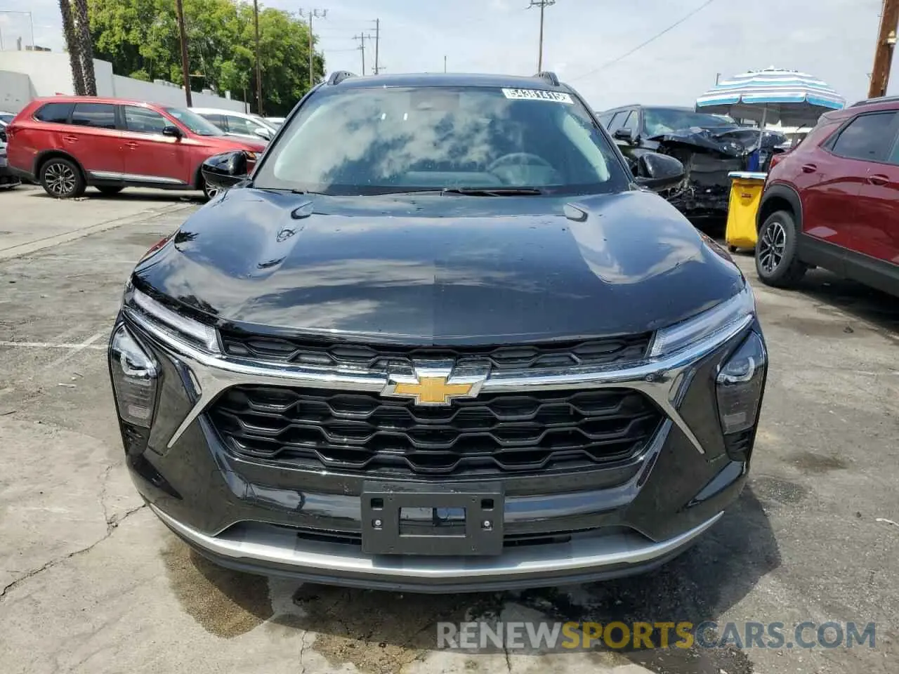 5 Photograph of a damaged car KL77LHEP4SC231329 CHEVROLET TRAX 2025