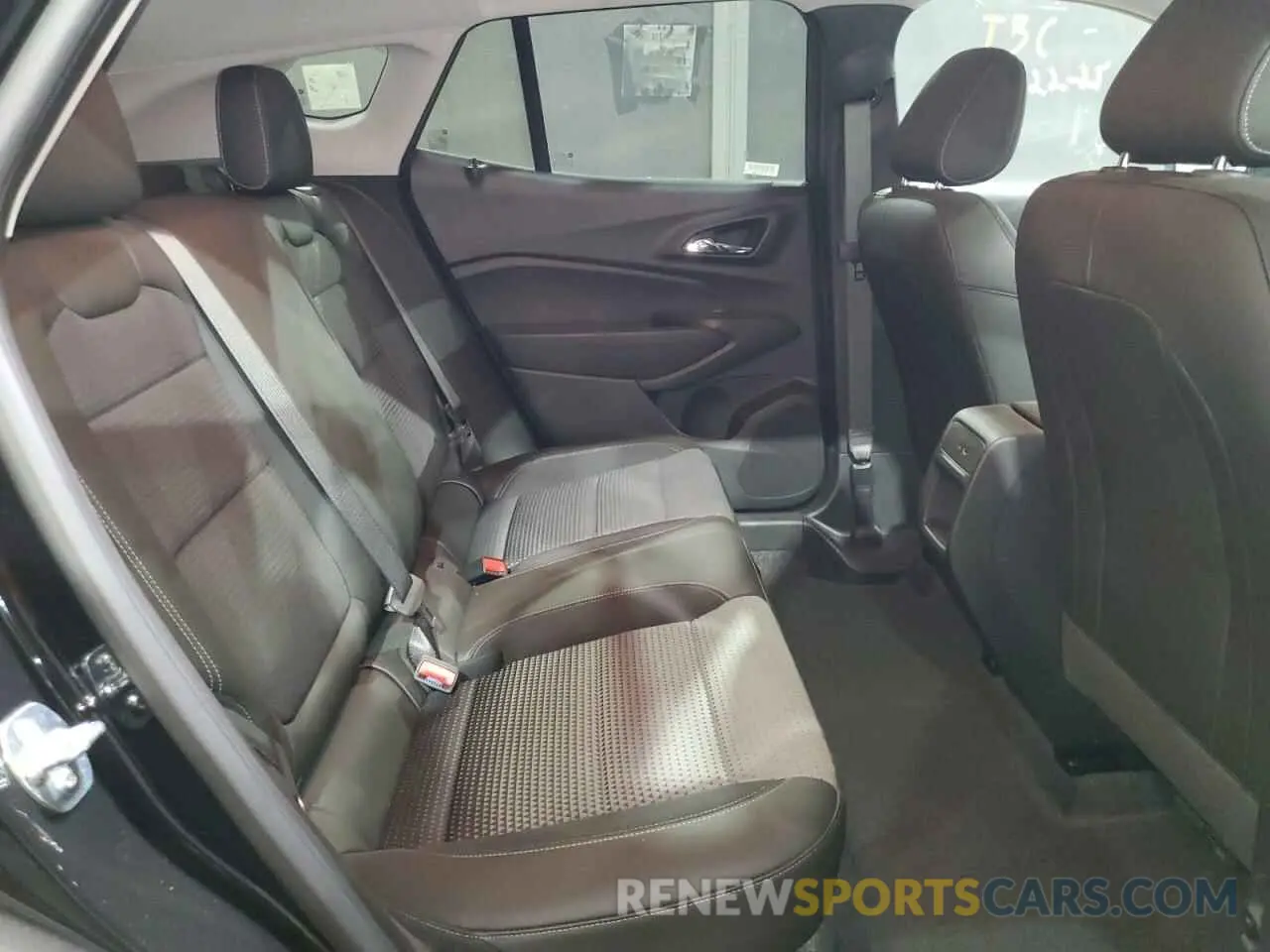 11 Photograph of a damaged car KL77LHEP4SC233307 CHEVROLET TRAX 2025