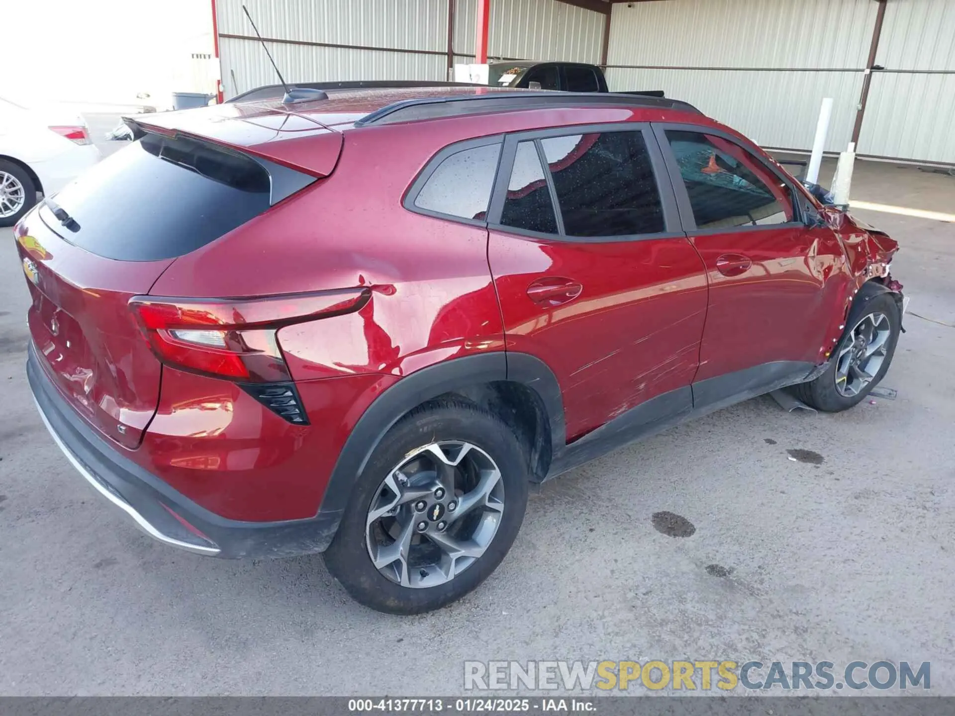 4 Photograph of a damaged car KL77LHEP5SC030569 CHEVROLET TRAX 2025
