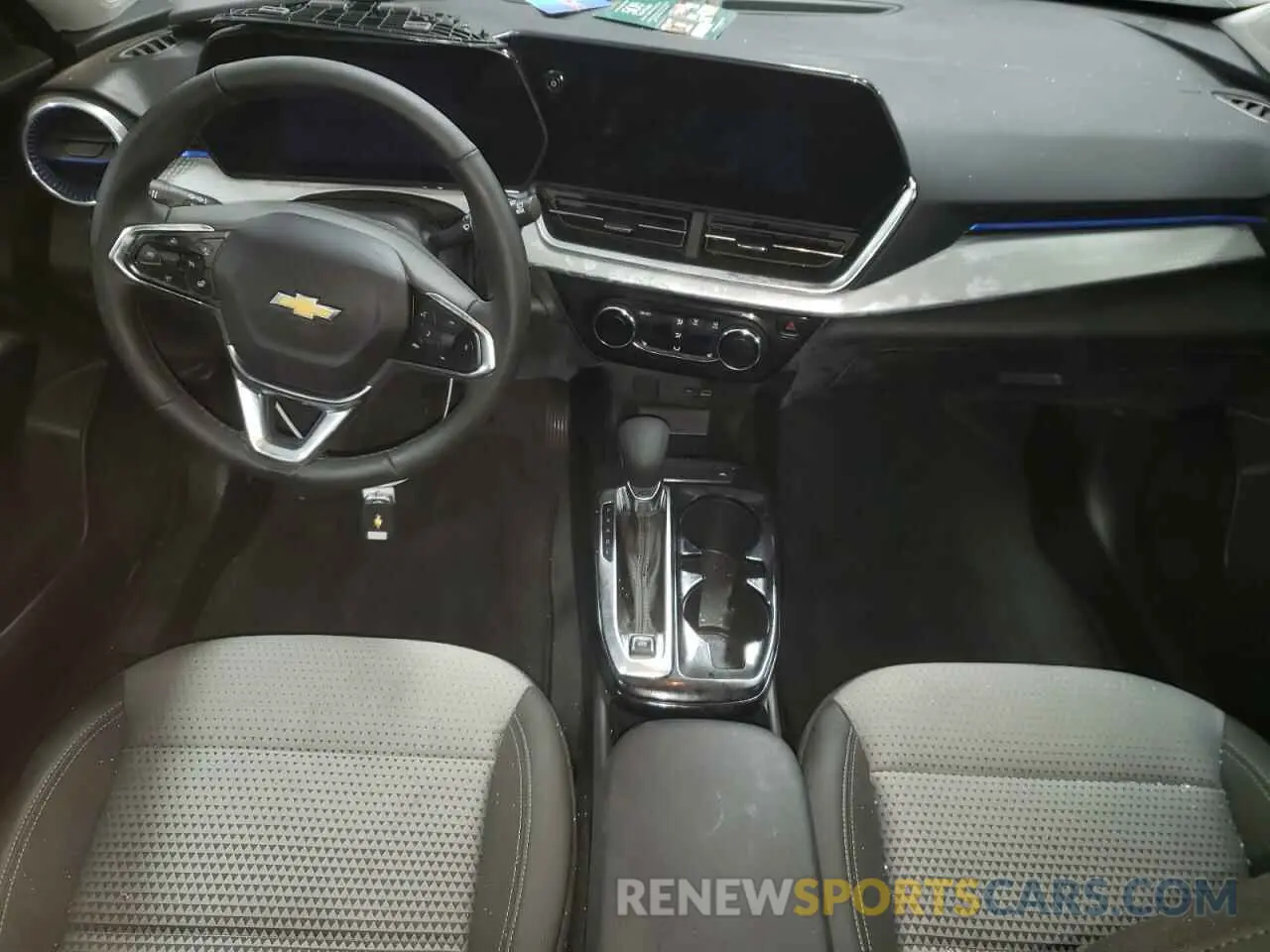 8 Фотография поврежденного автомобиля KL77LHEP5SC039272 CHEVROLET TRAX 2025