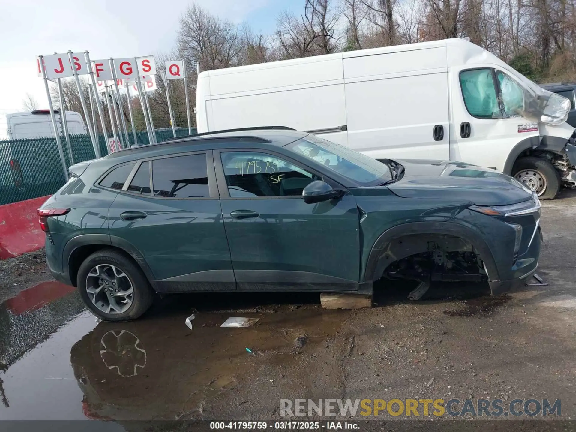 14 Фотография поврежденного автомобиля KL77LHEP5SC137041 CHEVROLET TRAX 2025