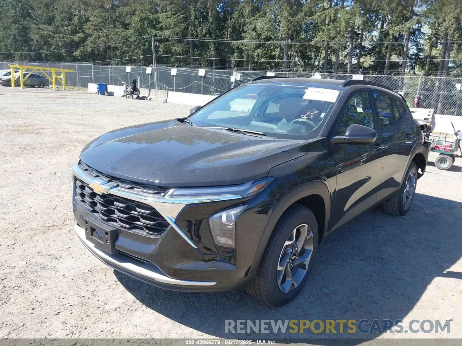 2 Photograph of a damaged car KL77LHEP5SC230402 CHEVROLET TRAX 2025
