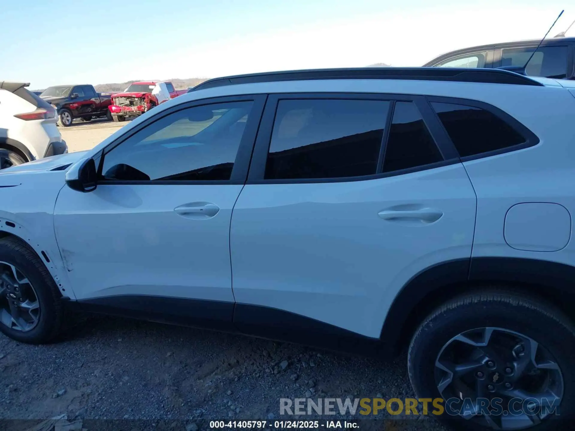 15 Photograph of a damaged car KL77LHEP6SC107532 CHEVROLET TRAX 2025