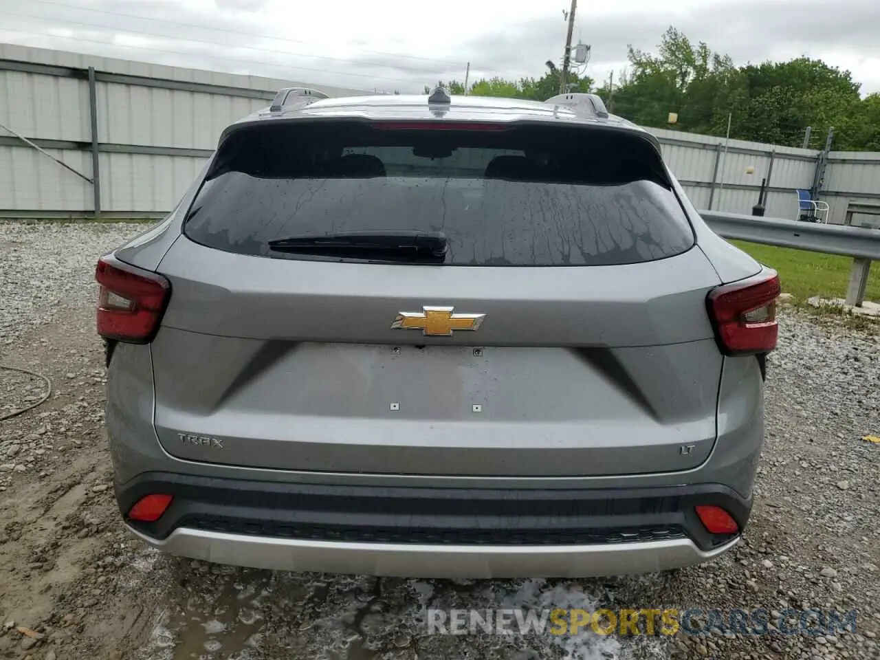 6 Photograph of a damaged car KL77LHEP6SC232109 CHEVROLET TRAX 2025