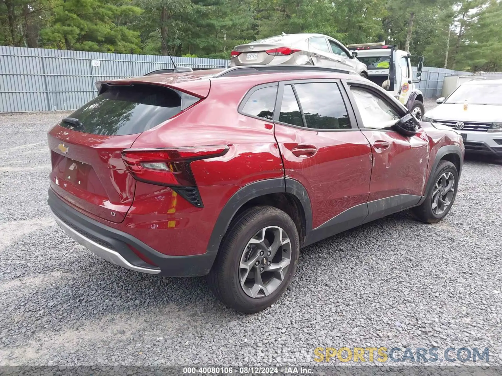 4 Photograph of a damaged car KL77LHEP7SC000313 CHEVROLET TRAX 2025
