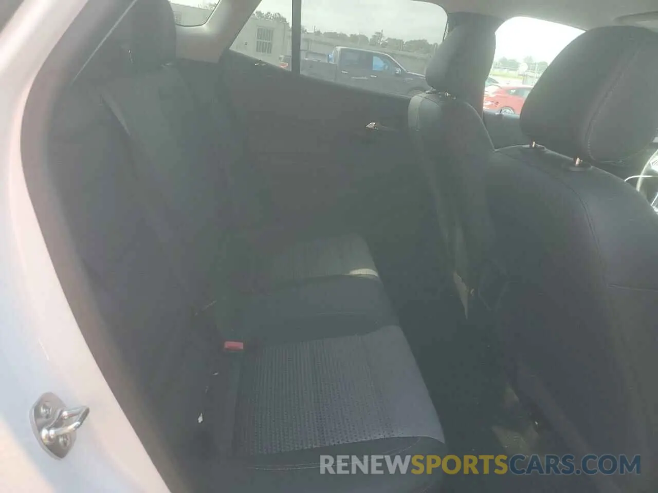 11 Фотография поврежденного автомобиля KL77LHEP7SC047096 CHEVROLET TRAX 2025