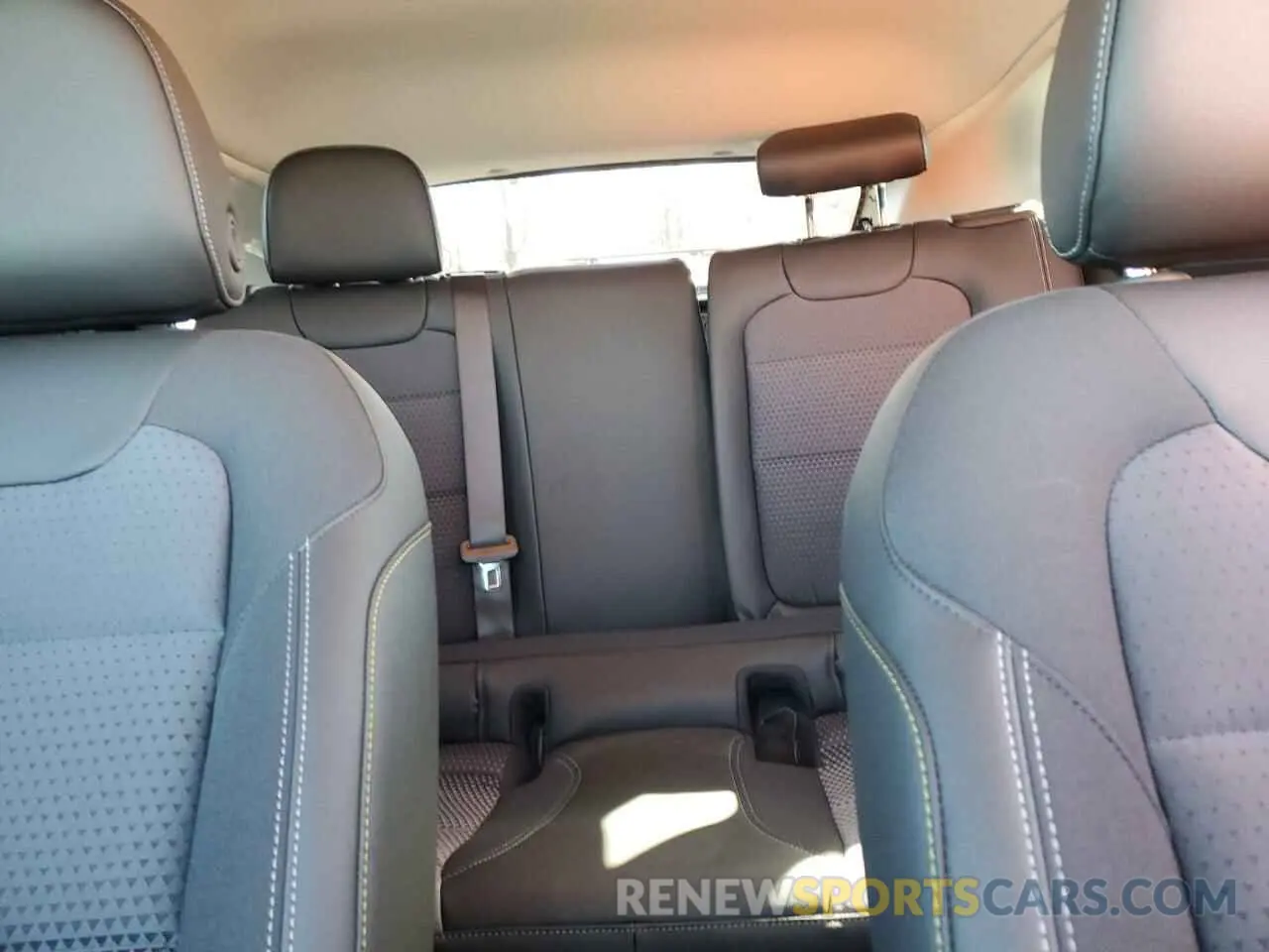 10 Photograph of a damaged car KL77LHEP7SC139860 CHEVROLET TRAX 2025