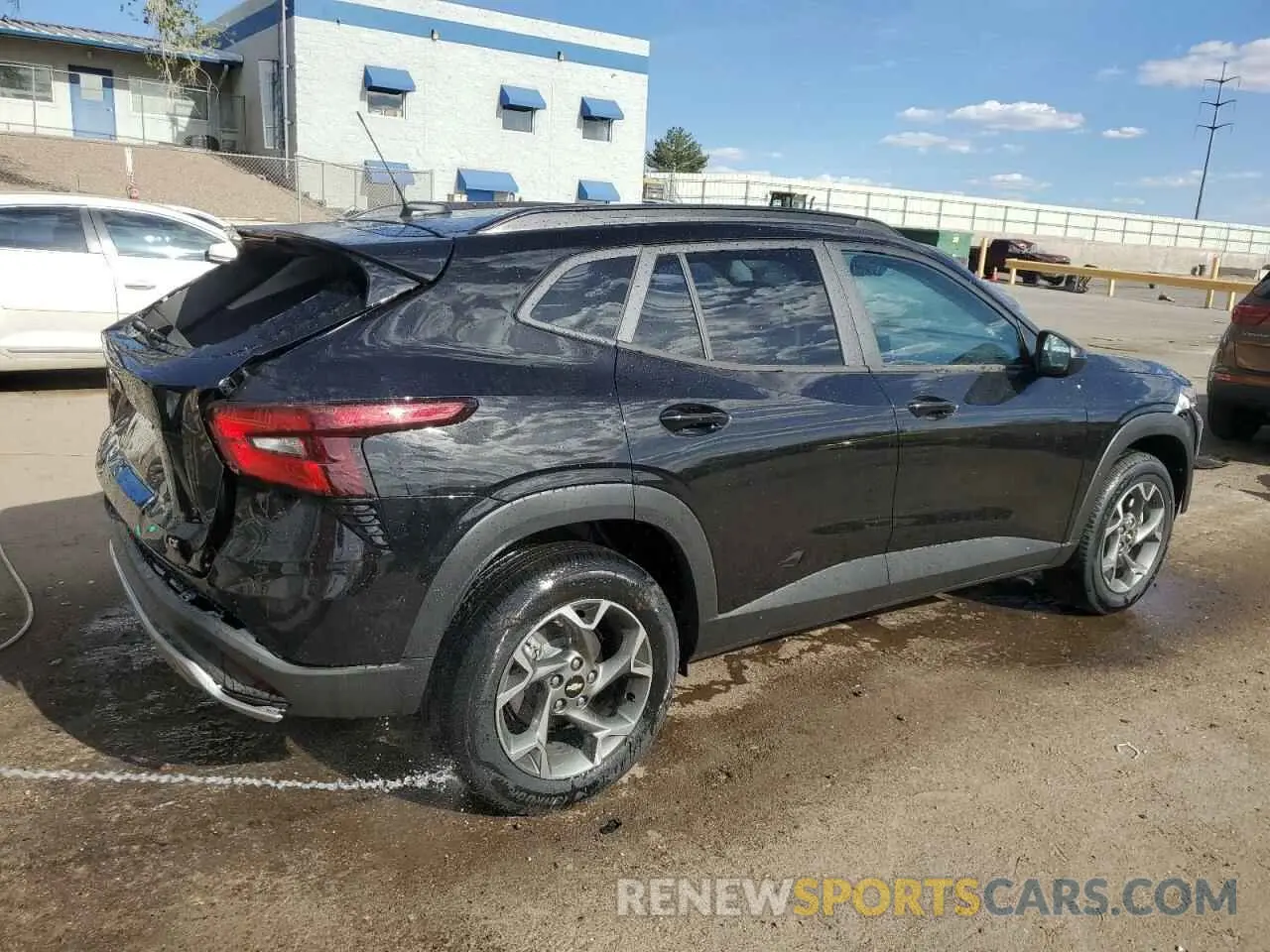 3 Photograph of a damaged car KL77LHEP7SC229882 CHEVROLET TRAX 2025
