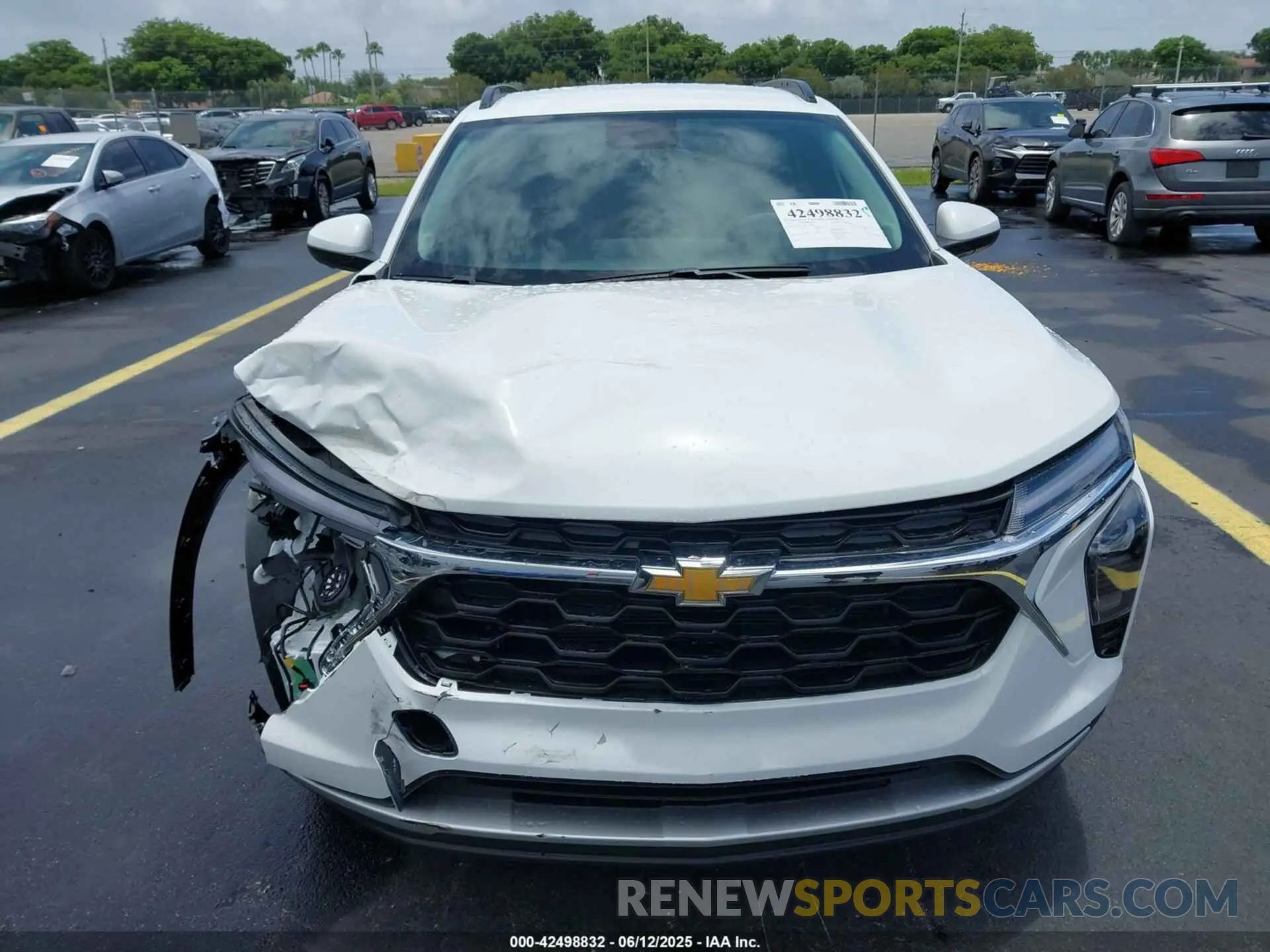 12 Photograph of a damaged car KL77LHEP7SC249498 CHEVROLET TRAX 2025