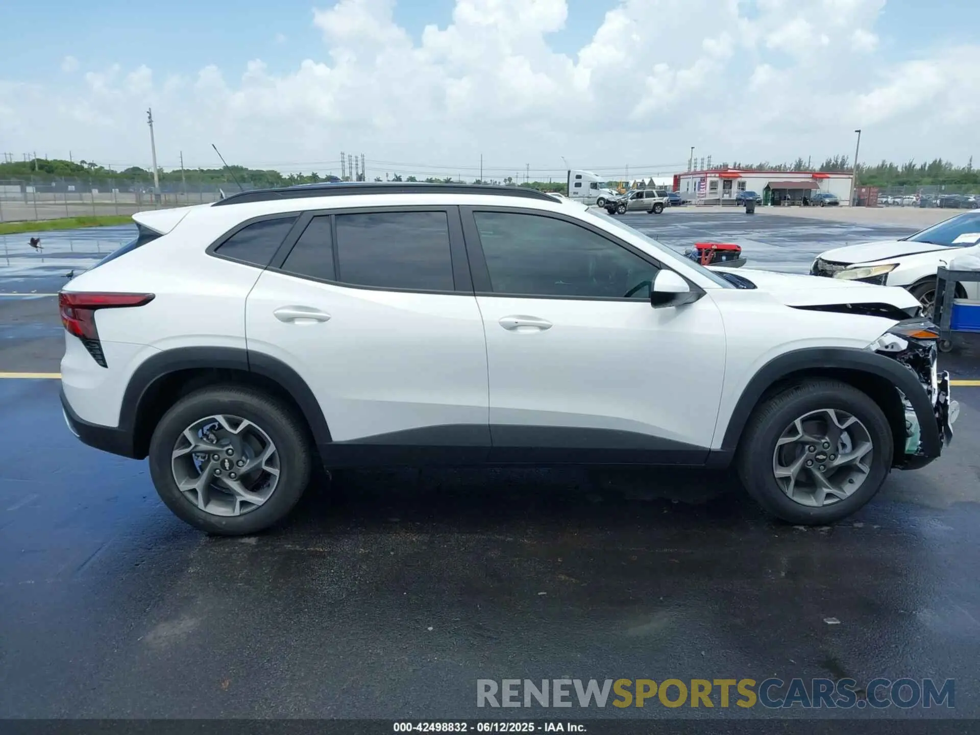 13 Photograph of a damaged car KL77LHEP7SC249498 CHEVROLET TRAX 2025