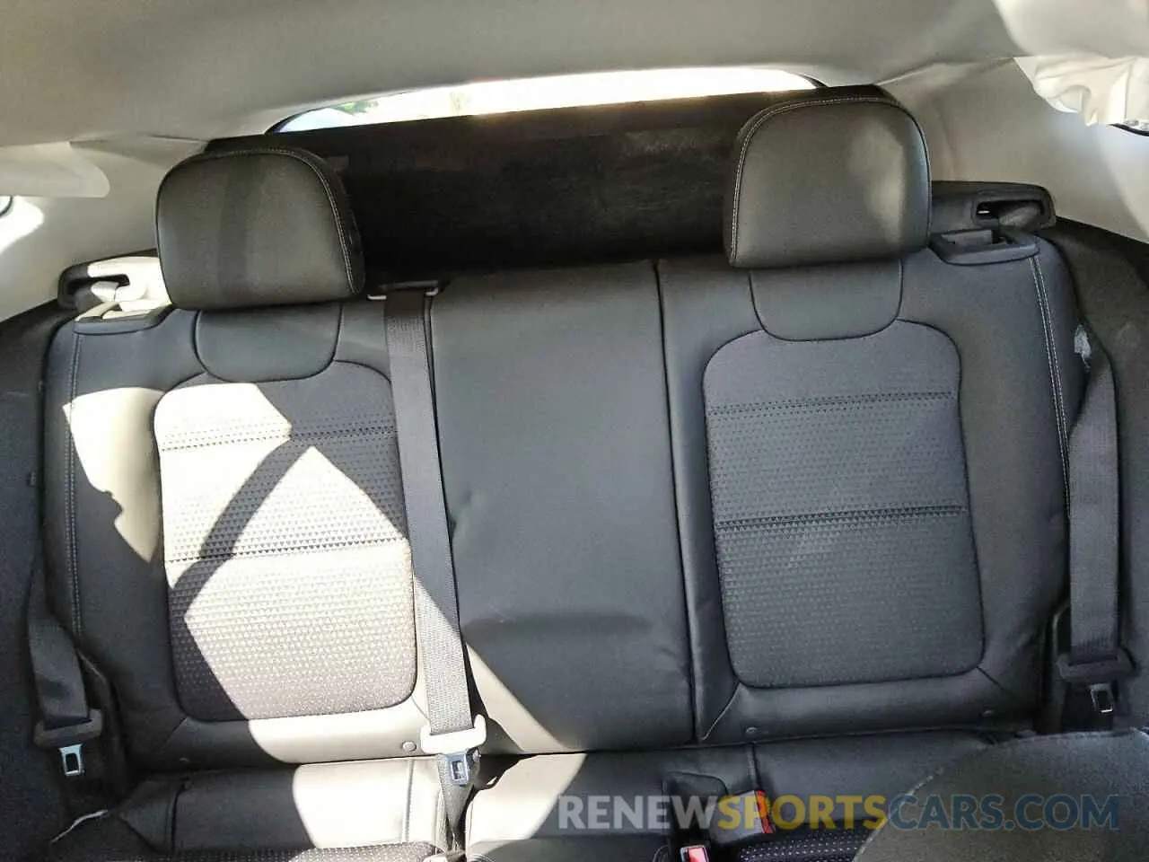 10 Photograph of a damaged car KL77LHEP8SC186072 CHEVROLET TRAX 2025