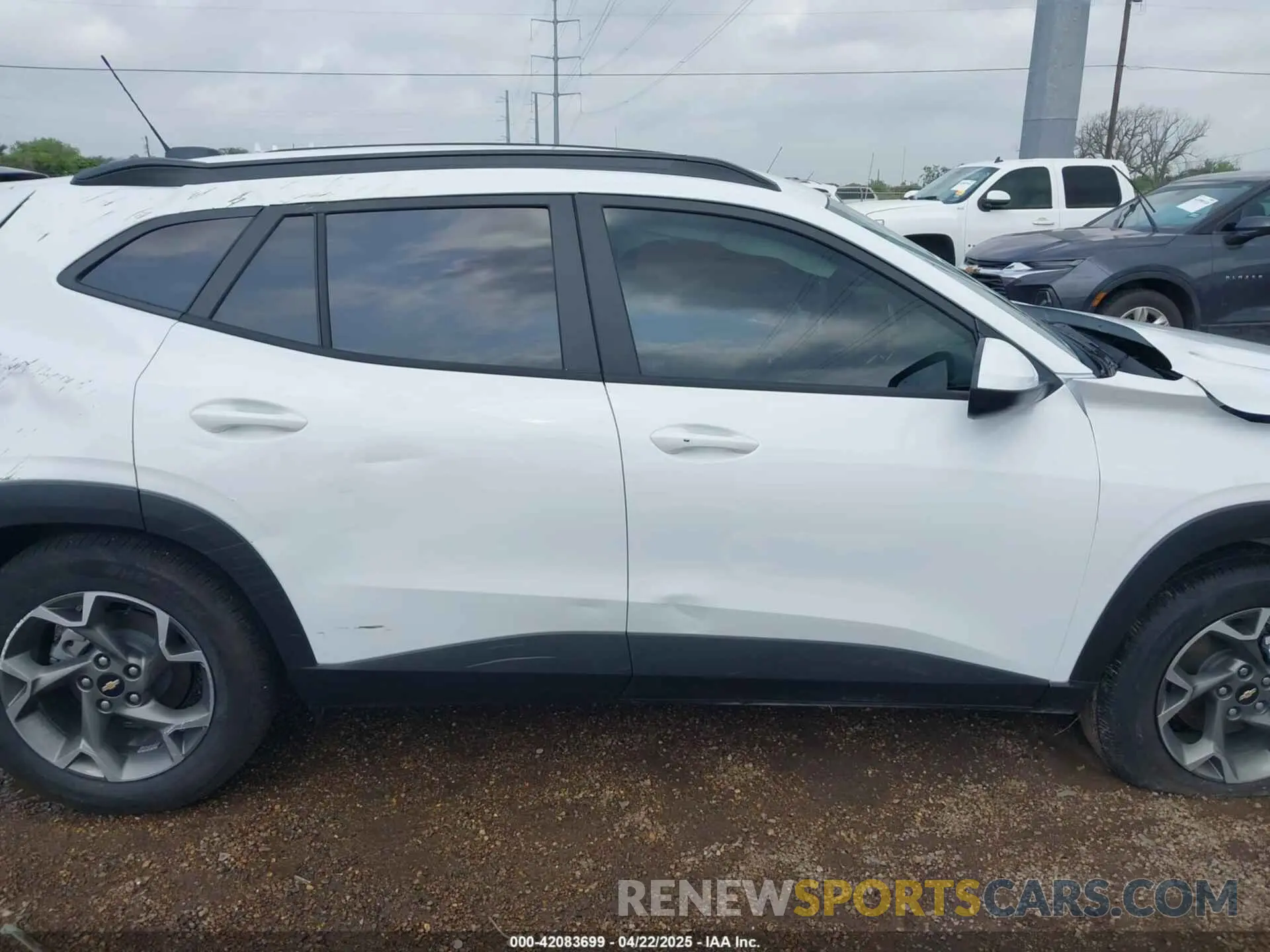 14 Photograph of a damaged car KL77LHEP8SC193121 CHEVROLET TRAX 2025