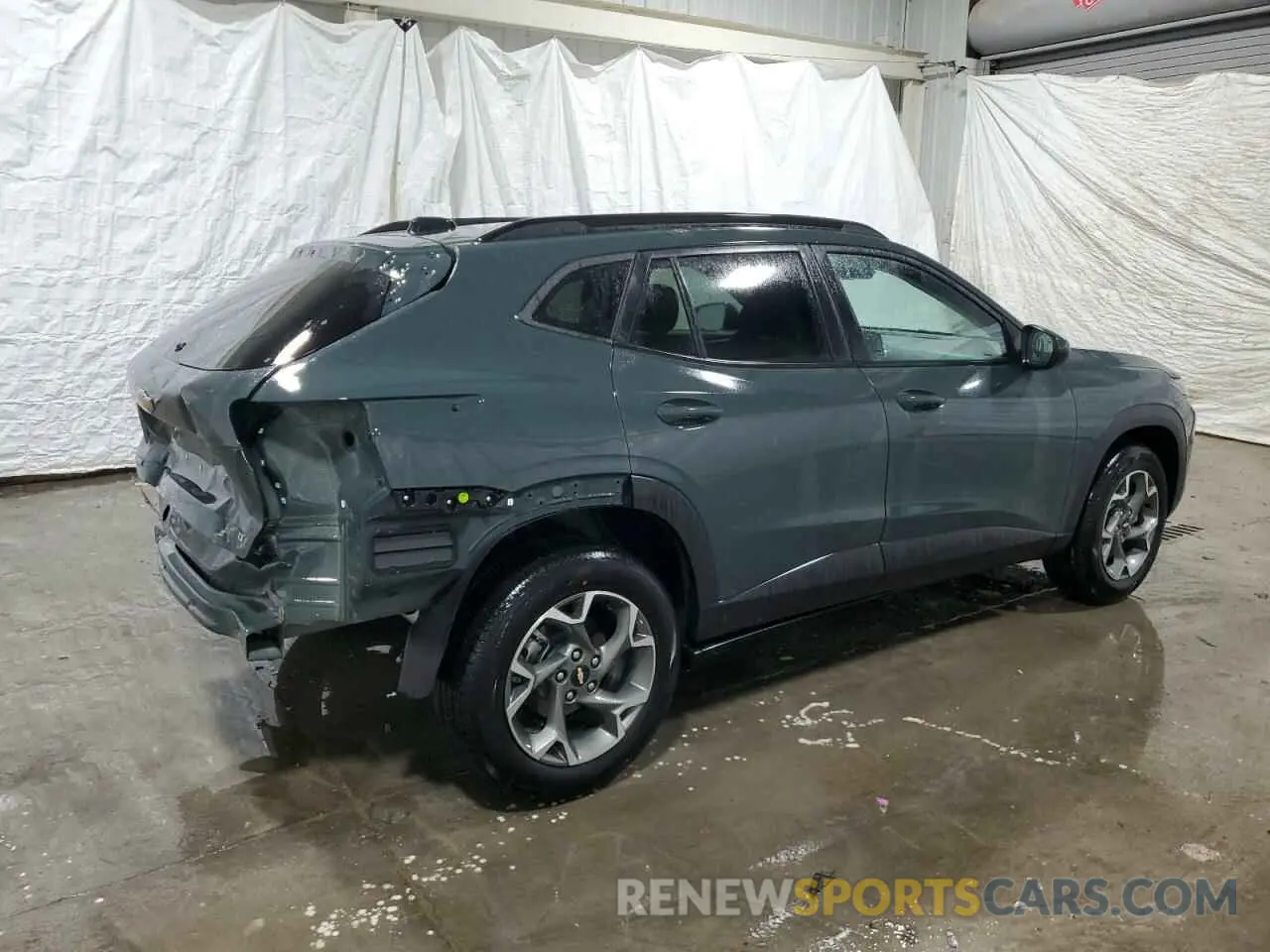 3 Фотография поврежденного автомобиля KL77LHEP8SC201864 CHEVROLET TRAX 2025