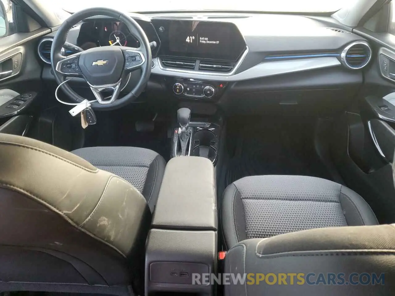 8 Photograph of a damaged car KL77LHEP9SC016397 CHEVROLET TRAX 2025