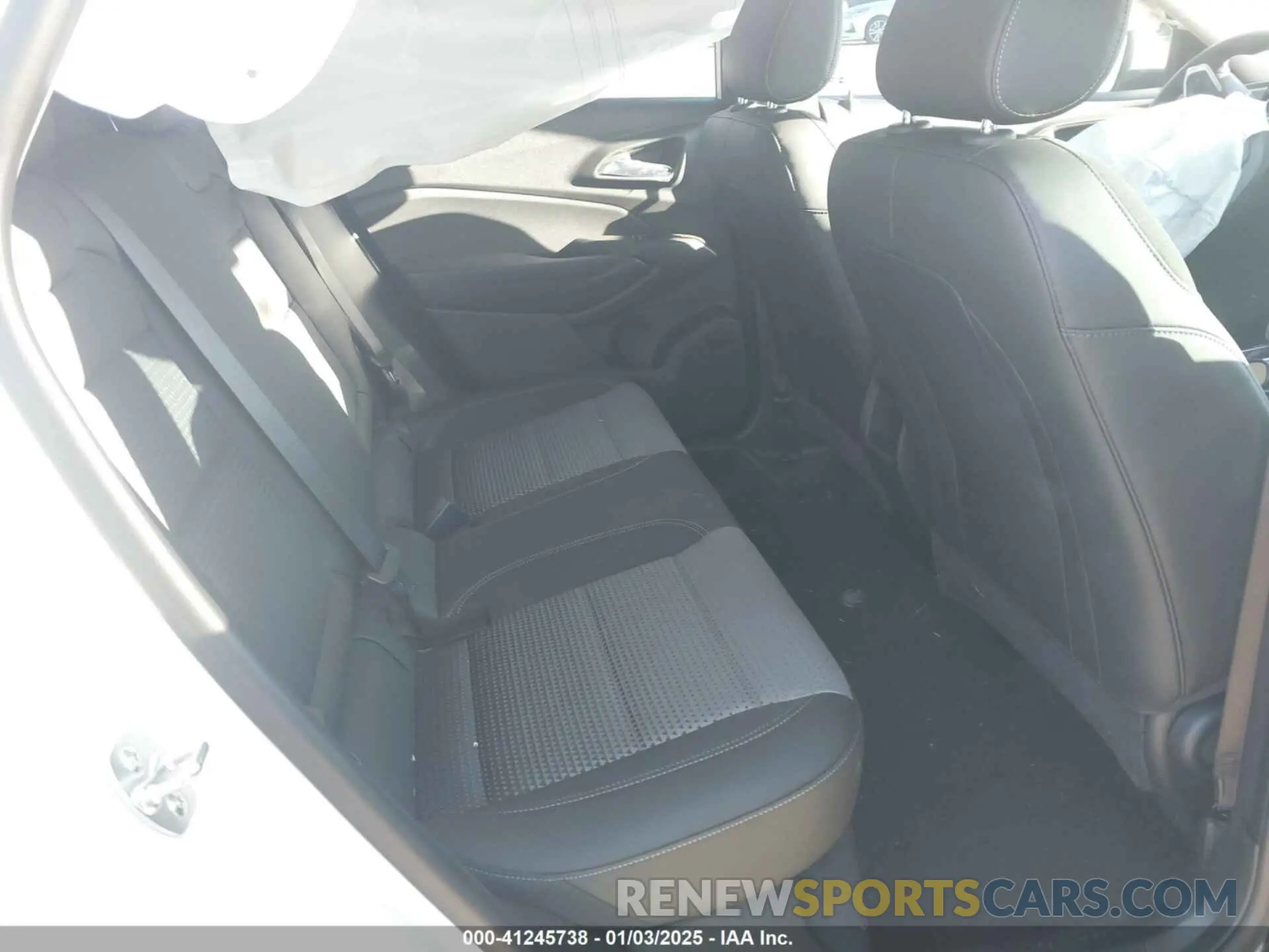 8 Фотография поврежденного автомобиля KL77LHEP9SC024354 CHEVROLET TRAX 2025