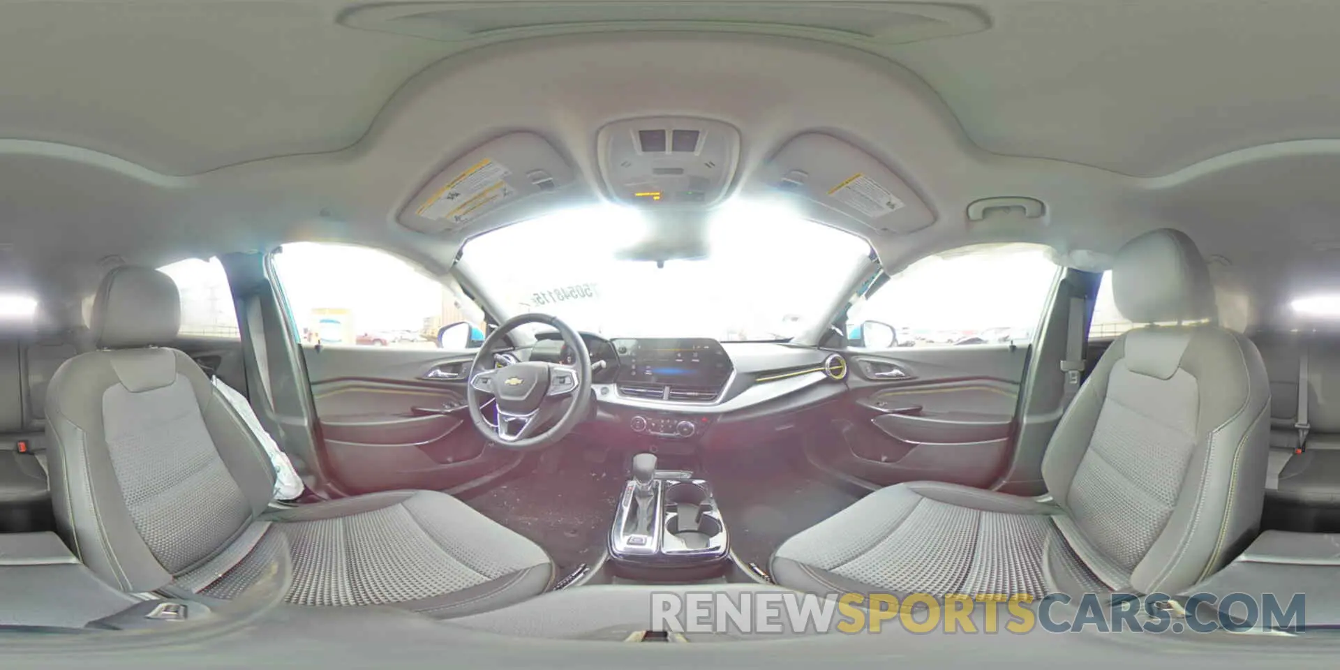13 Фотография поврежденного автомобиля KL77LHEP9SC049271 CHEVROLET TRAX 2025
