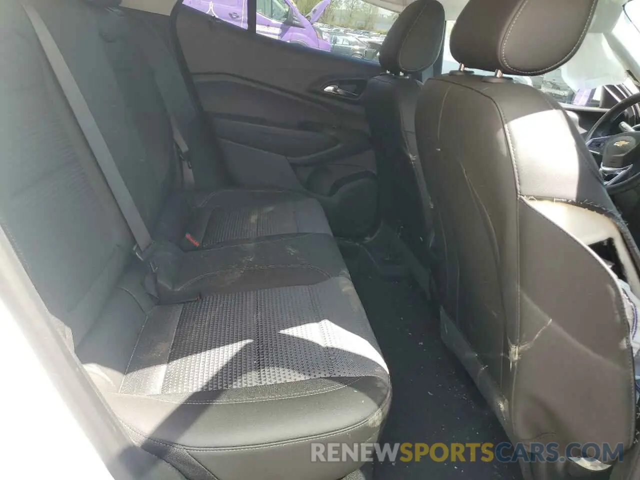 11 Photograph of a damaged car KL77LHEP9SC075143 CHEVROLET TRAX 2025